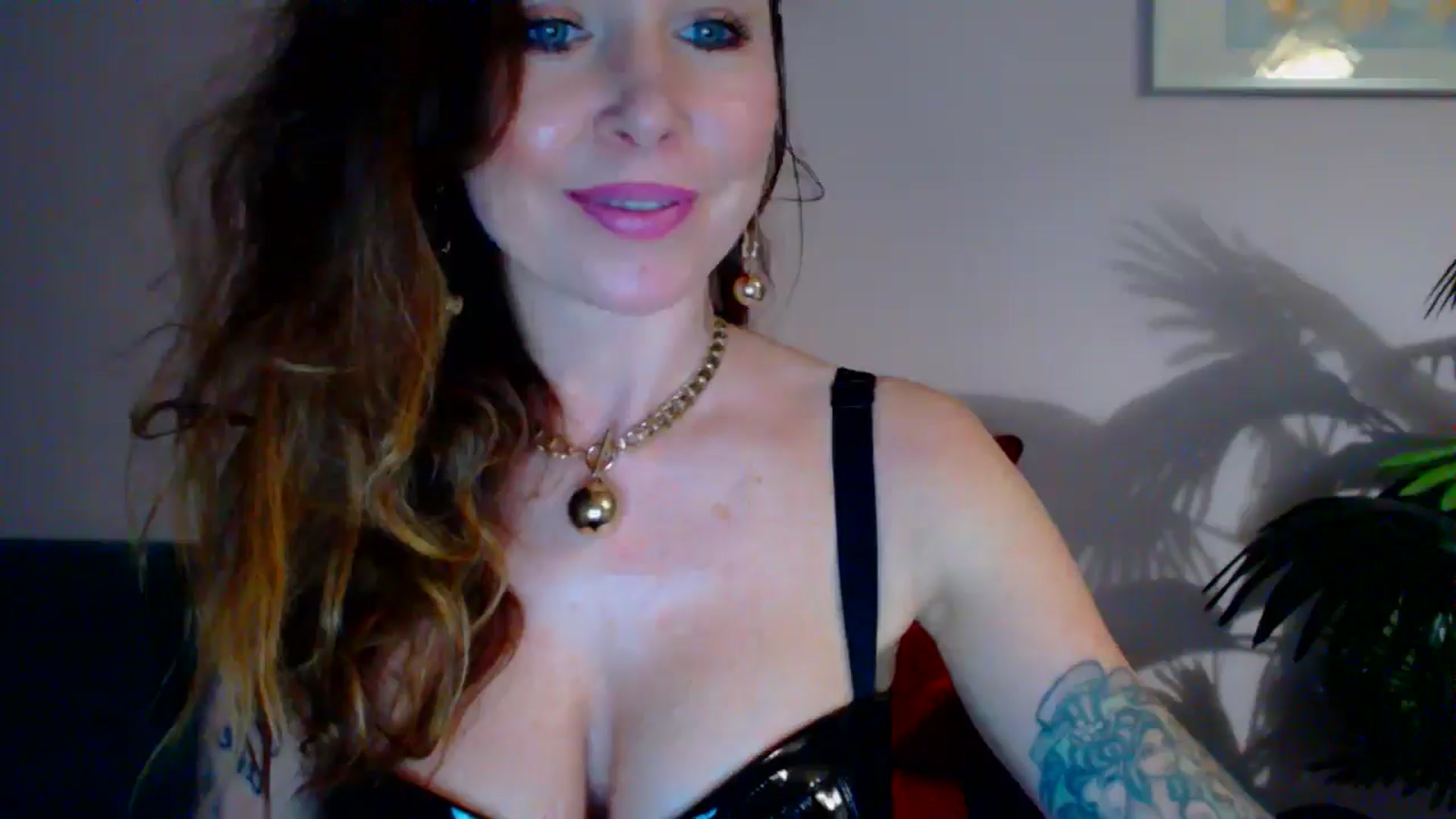 Gallery image thumbnail from Delilah_sweet's myfreecams stream on, 04/30/2024, 16:57 image 1 of 20