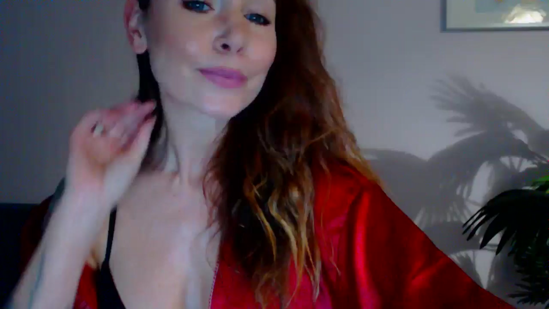 Gallery image thumbnail from Delilah_sweet's myfreecams stream on, 05/06/2024, 17:08 image 10 of 20