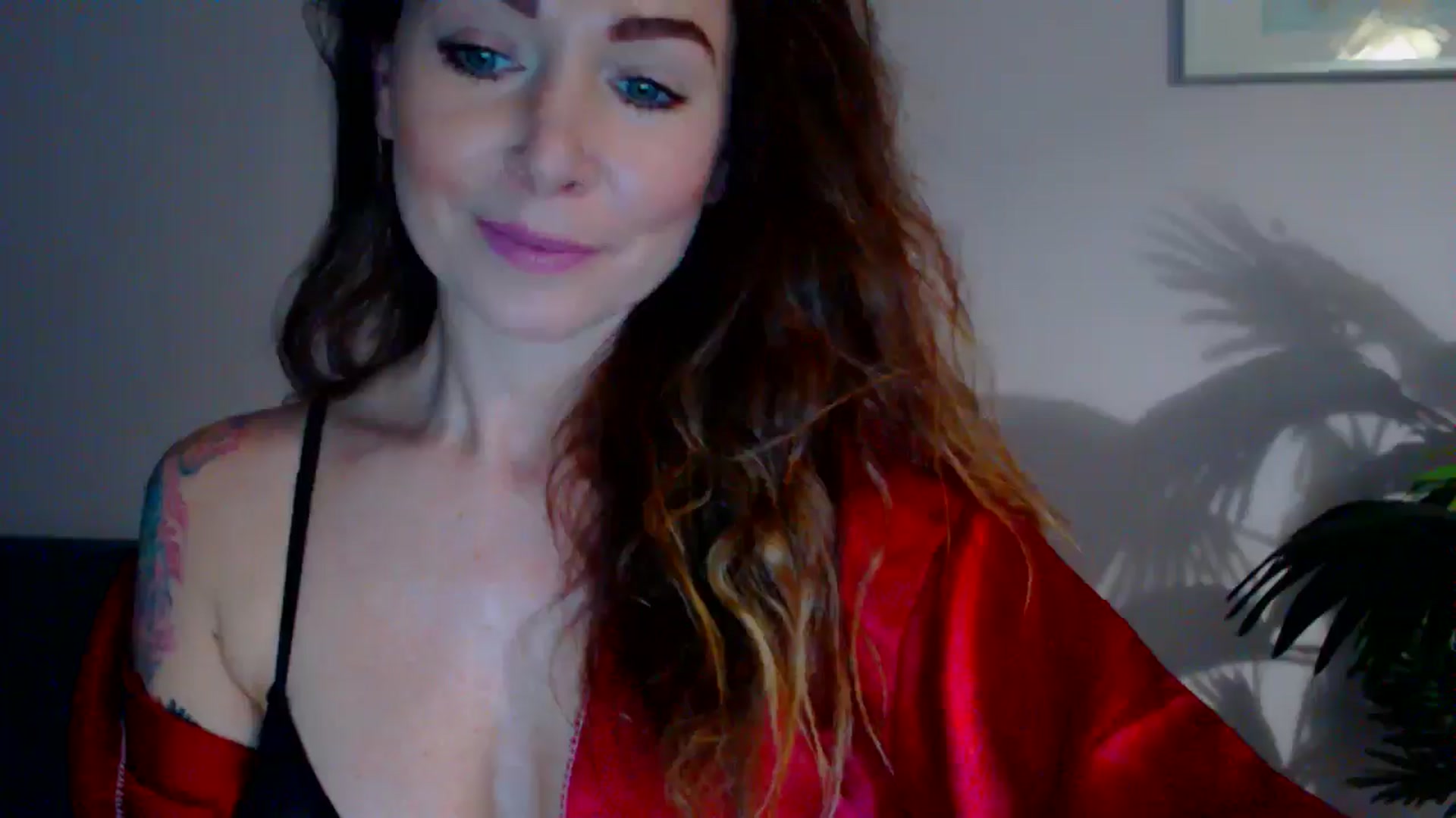 Gallery image thumbnail from Delilah_sweet's myfreecams stream on, 05/06/2024, 17:08 image 7 of 20