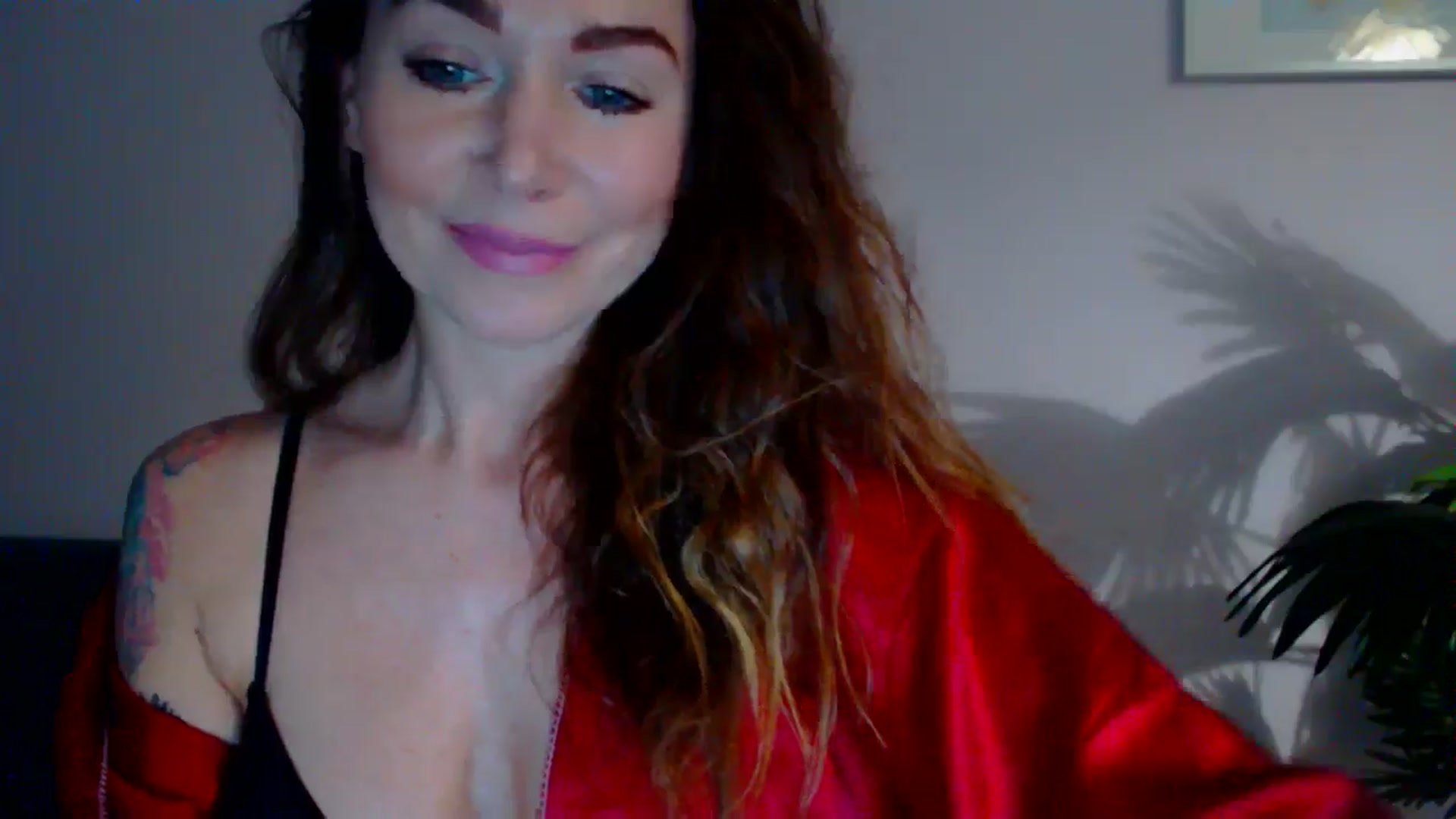 Gallery image thumbnail from Delilah_sweet's myfreecams stream on, 05/06/2024, 17:08 image 9 of 20