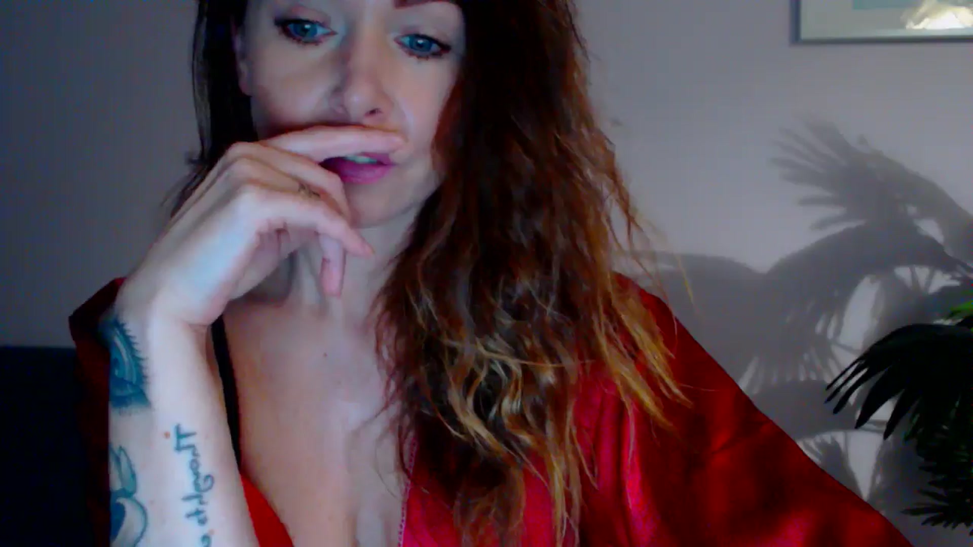 Gallery image thumbnail from Delilah_sweet's myfreecams stream on, 05/06/2024, 17:08 image 13 of 20