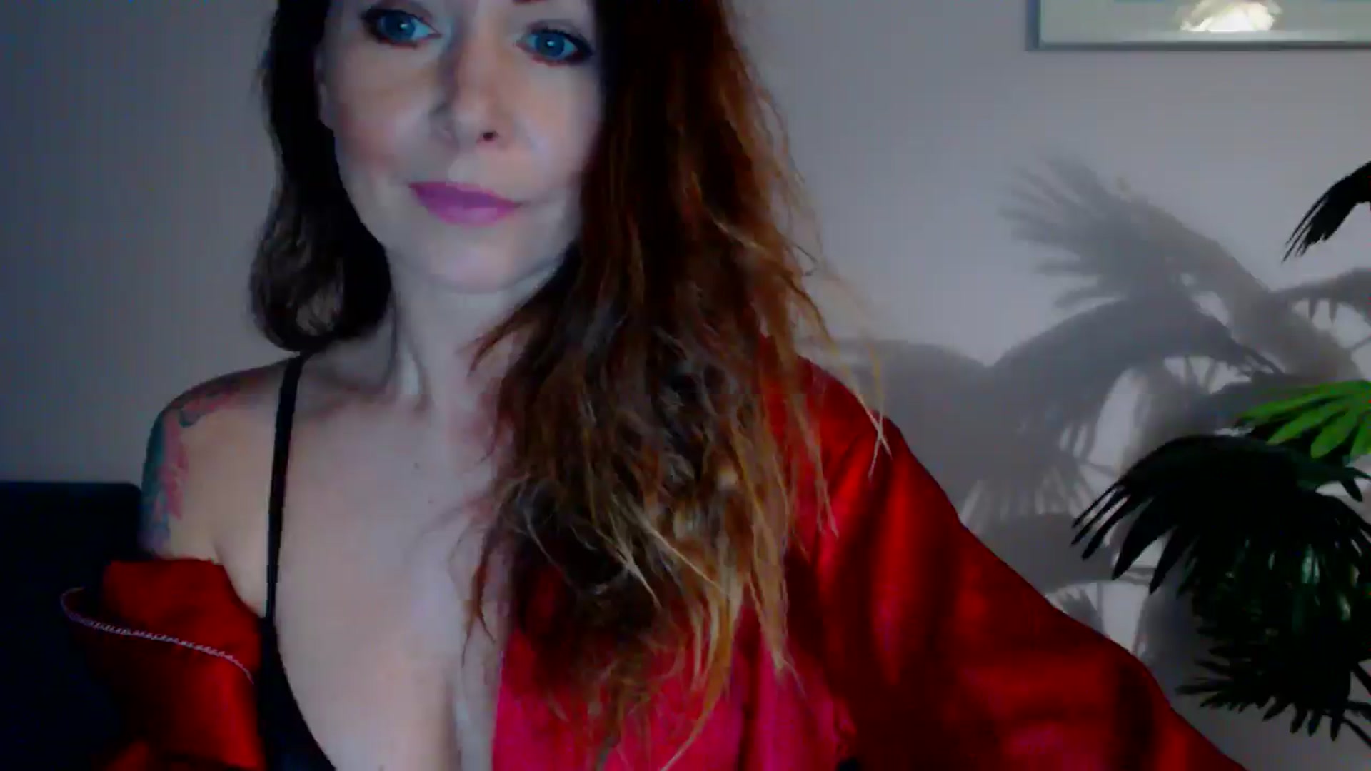 Gallery image thumbnail from Delilah_sweet's myfreecams stream on, 05/06/2024, 17:31 image 9 of 20