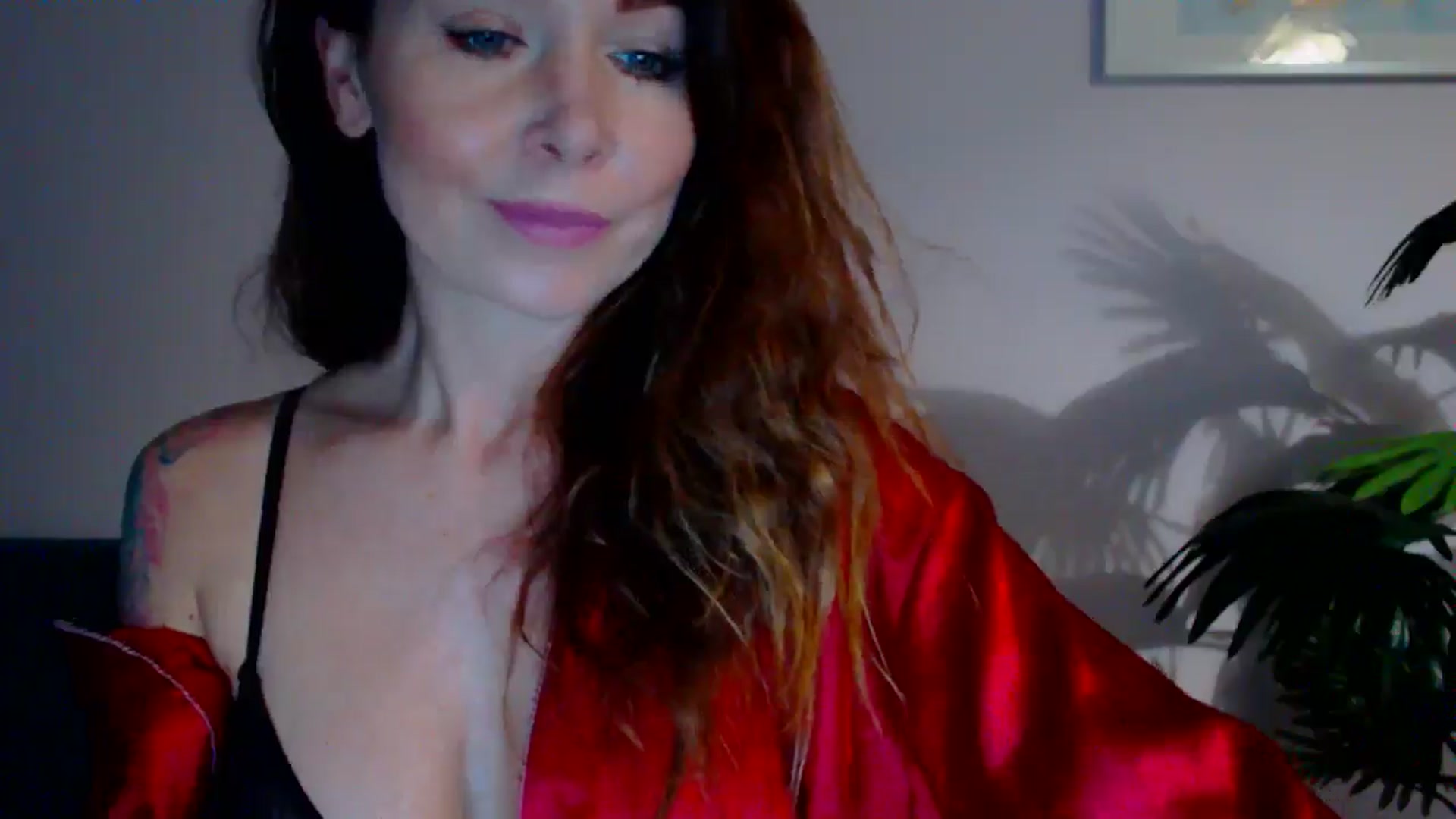Gallery image thumbnail from Delilah_sweet's myfreecams stream on, 05/06/2024, 17:31 image 4 of 20