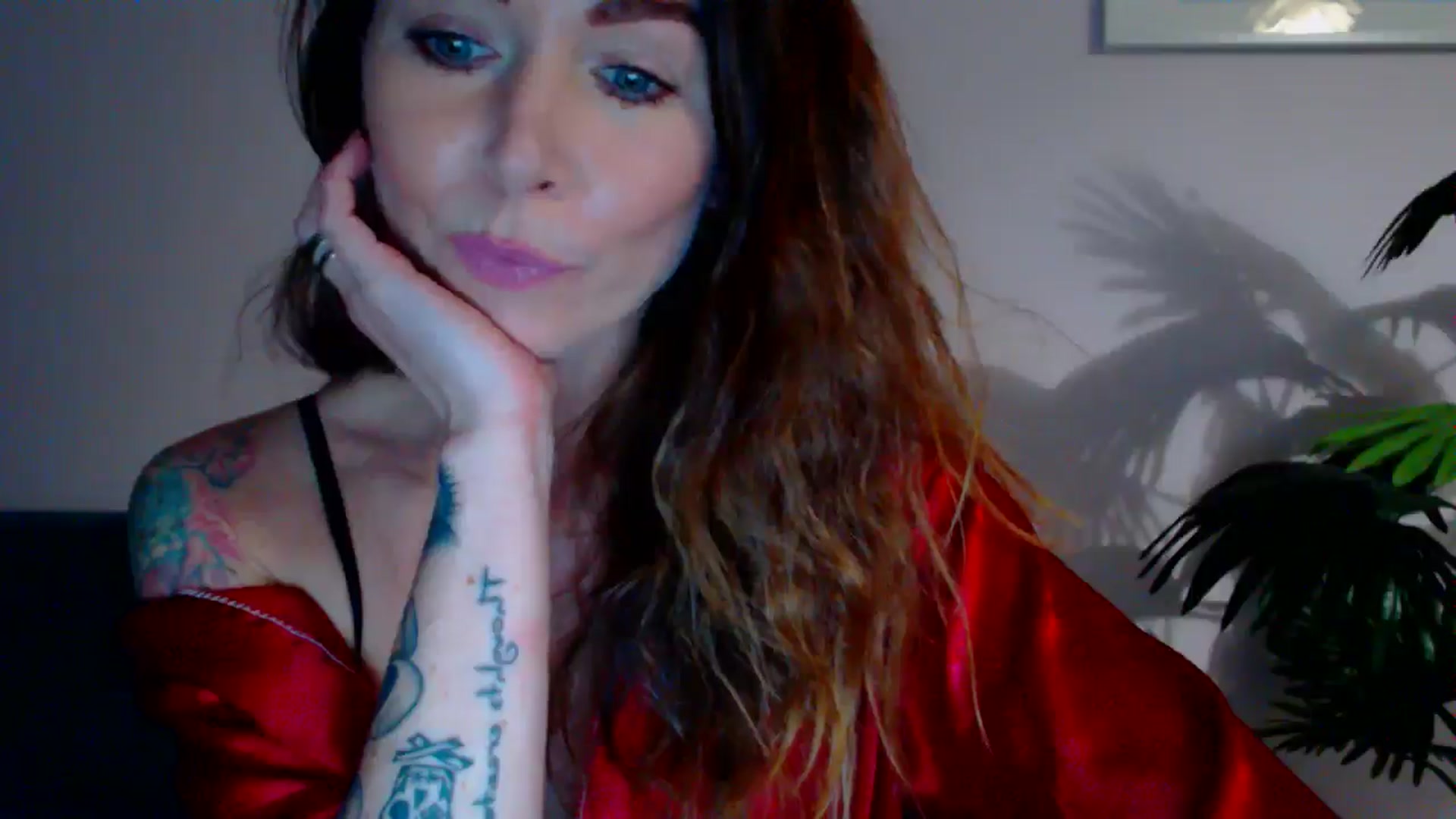 Gallery image thumbnail from Delilah_sweet's myfreecams stream on, 05/06/2024, 17:31 image 5 of 20