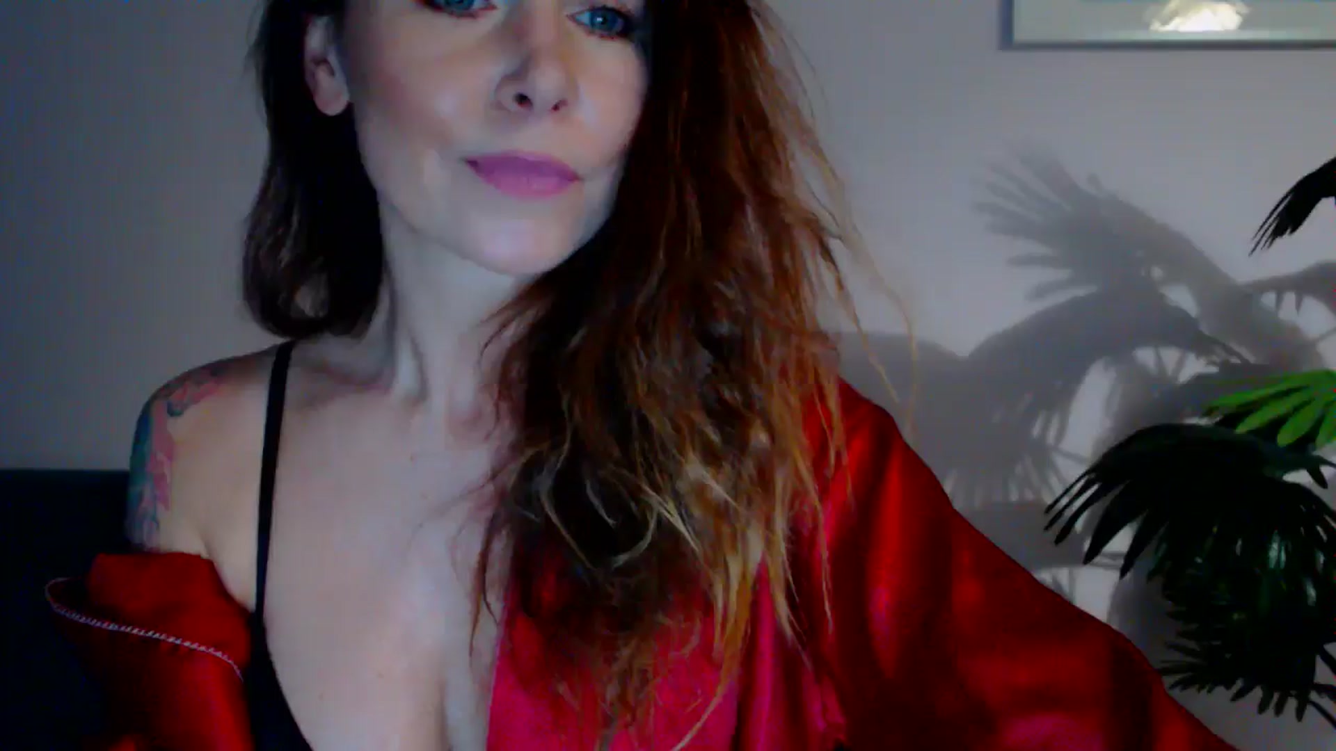 Gallery image thumbnail from Delilah_sweet's myfreecams stream on, 05/06/2024, 17:31 image 8 of 20