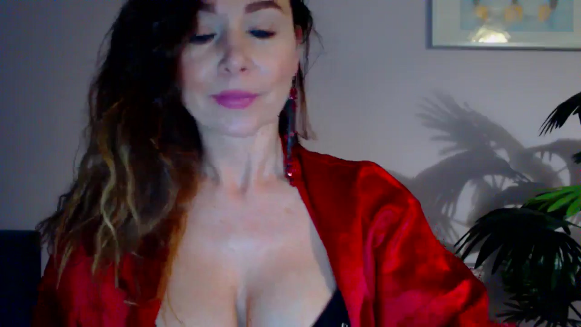 Gallery image thumbnail from Delilah_sweet's myfreecams stream on, 05/07/2024, 15:33 image 5 of 20