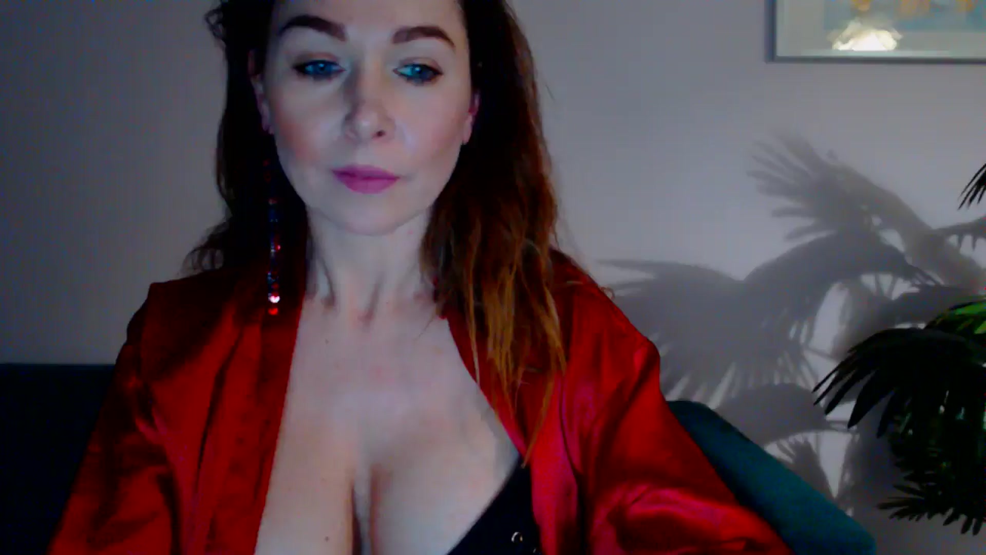 Gallery image thumbnail from Delilah_sweet's myfreecams stream on, 05/07/2024, 17:13 image 12 of 20