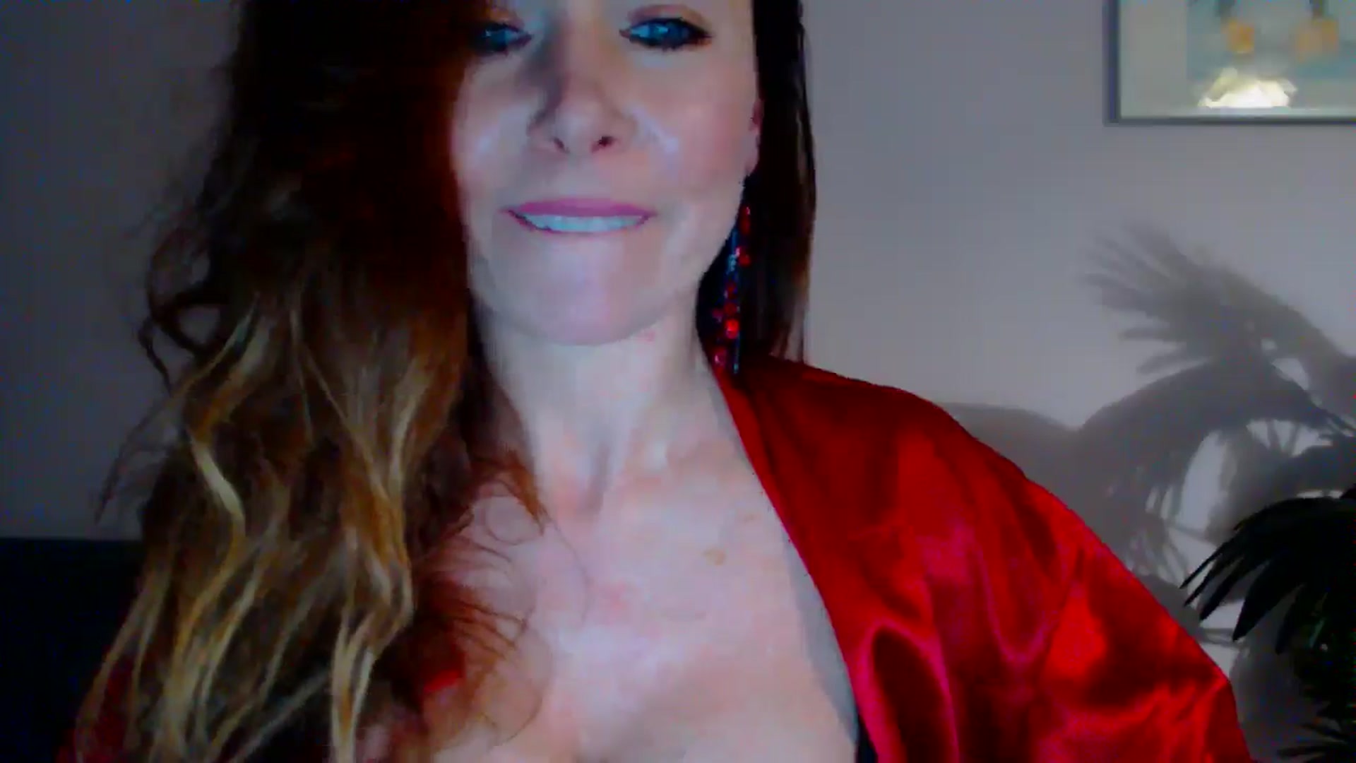 Gallery image thumbnail from Delilah_sweet's myfreecams stream on, 05/07/2024, 17:34 image 3 of 20