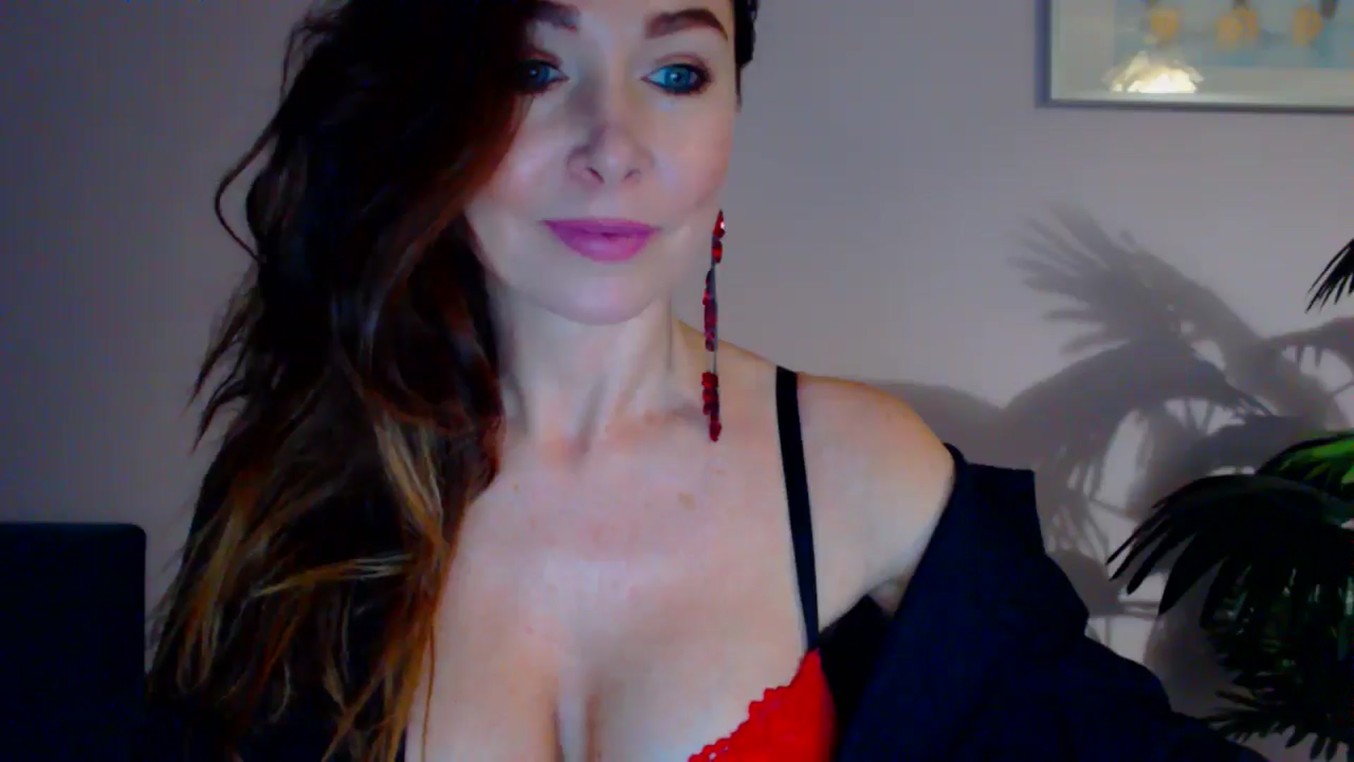 Gallery image thumbnail from Delilah_sweet's myfreecams stream on, 05/08/2024, 15:28 image 8 of 20