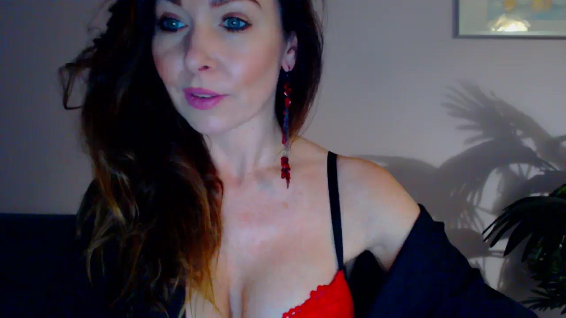 Gallery image thumbnail from Delilah_sweet's myfreecams stream on, 05/08/2024, 15:28 image 18 of 20