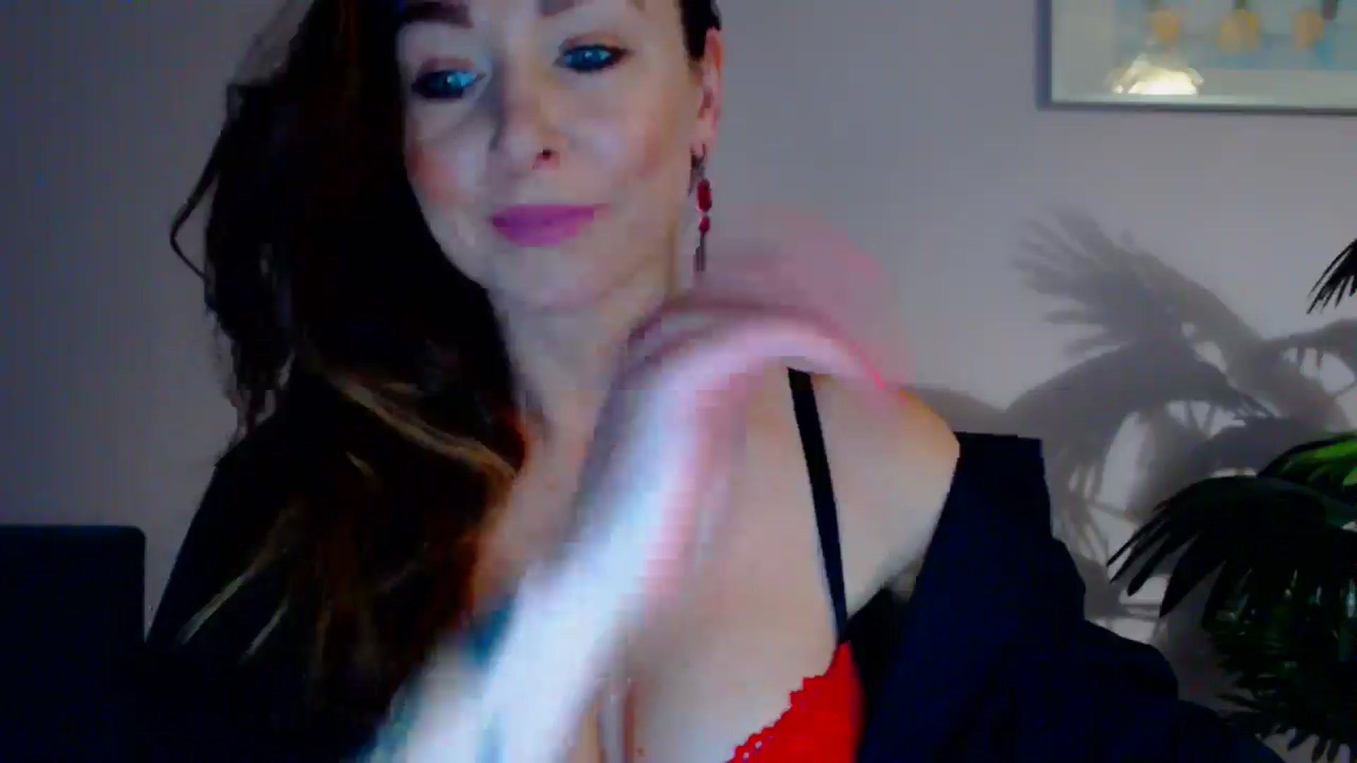 Gallery image thumbnail from Delilah_sweet's myfreecams stream on, 05/08/2024, 15:28 image 2 of 20