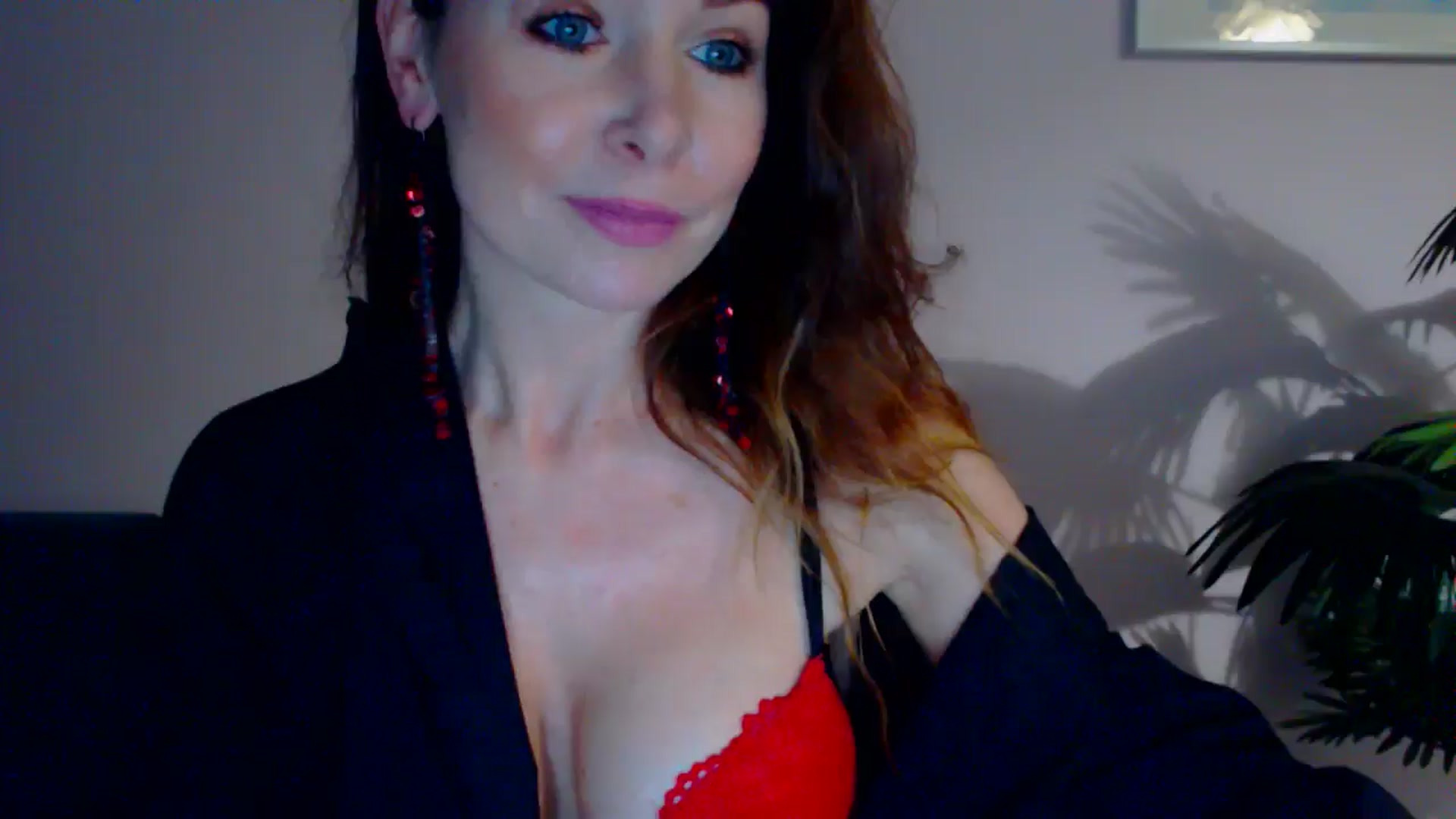 Gallery image thumbnail from Delilah_sweet's myfreecams stream on, 05/08/2024, 15:48 image 17 of 20