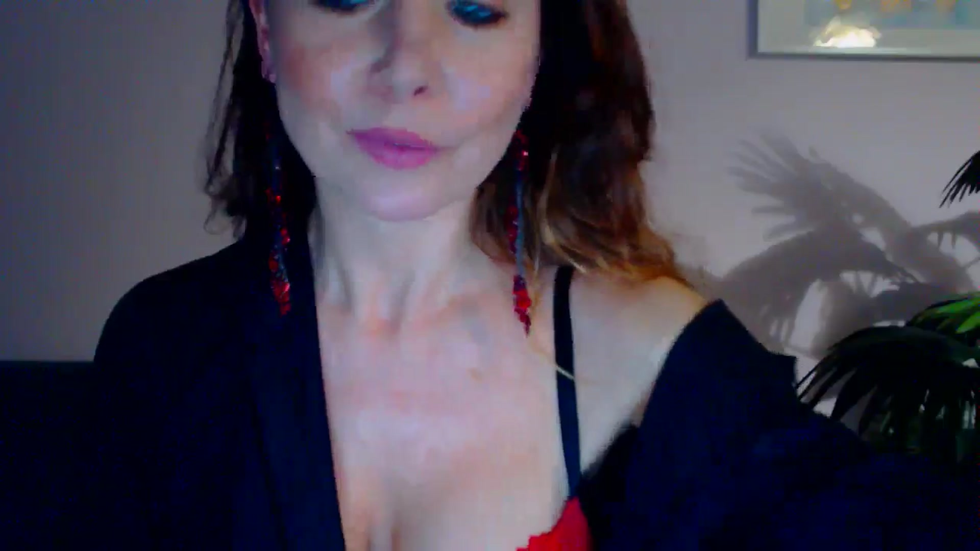 Gallery image thumbnail from Delilah_sweet's myfreecams stream on, 05/08/2024, 15:48 image 3 of 20