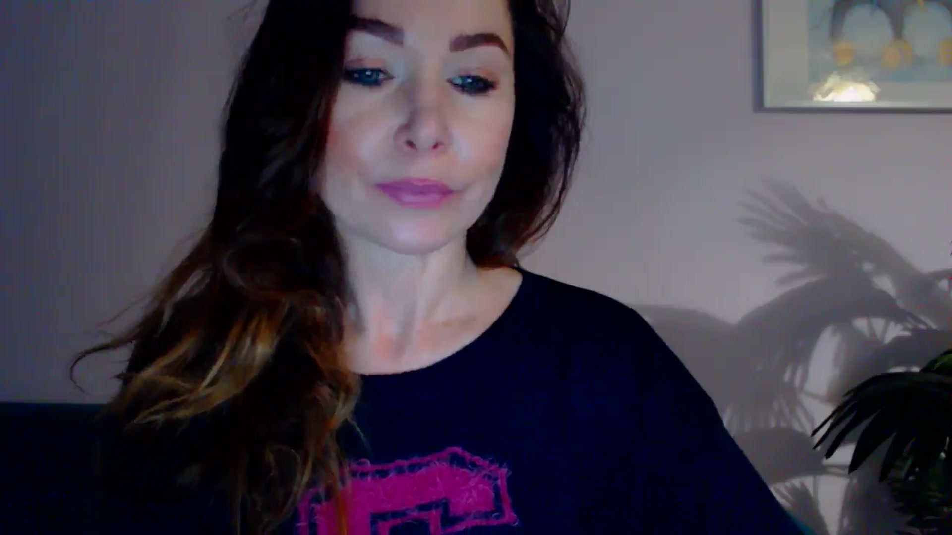Gallery image thumbnail from Delilah_sweet's myfreecams stream on, 05/09/2024, 13:05 image 19 of 20