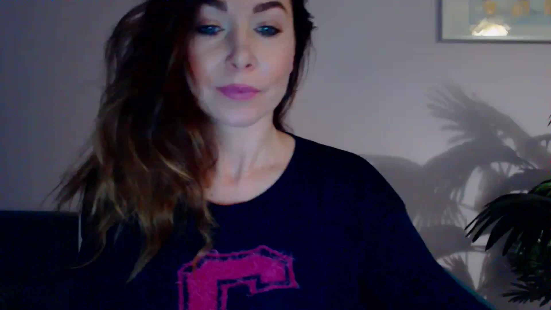 Gallery image thumbnail from Delilah_sweet's myfreecams stream on, 05/09/2024, 13:43 image 16 of 20