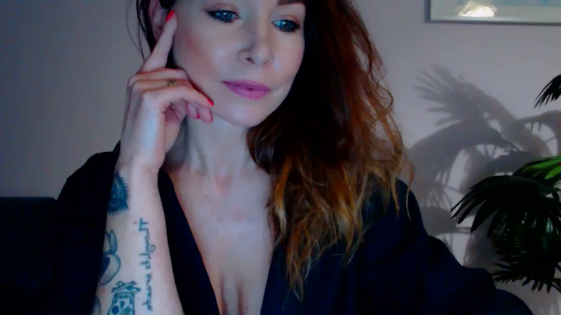 Gallery image thumbnail from Delilah_sweet's myfreecams stream on, 05/09/2024, 15:01 image 9 of 20