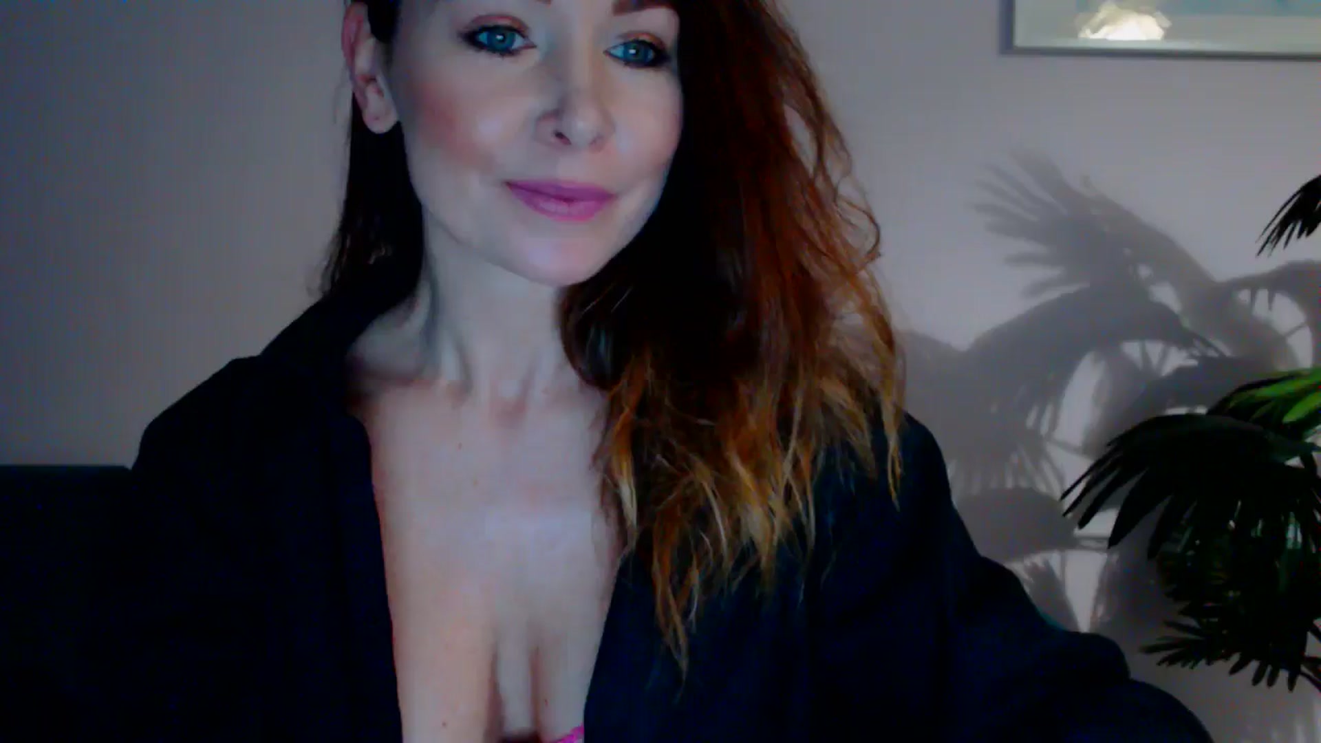 Gallery image thumbnail from Delilah_sweet's myfreecams stream on, 05/09/2024, 15:01 image 11 of 20
