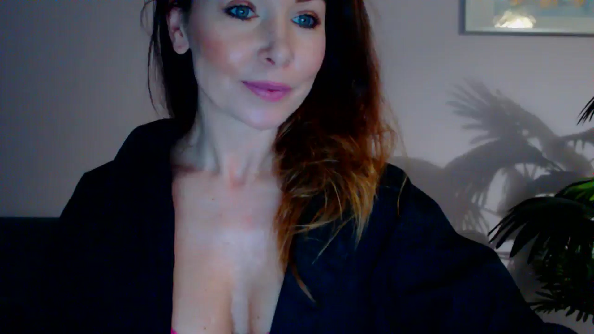 Gallery image thumbnail from Delilah_sweet's myfreecams stream on, 05/09/2024, 15:01 image 3 of 20