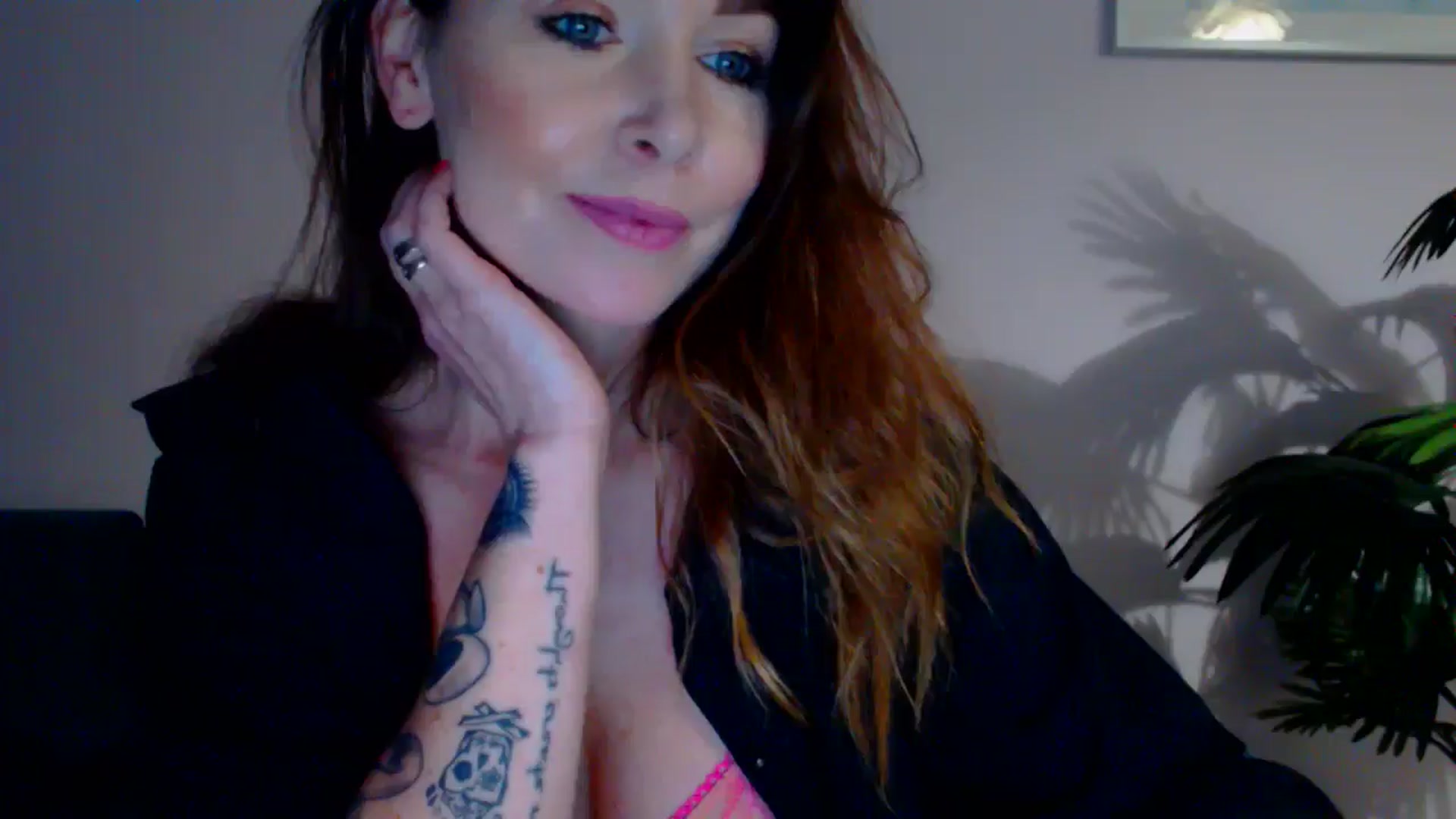 Gallery image thumbnail from Delilah_sweet's myfreecams stream on, 05/09/2024, 15:39 image 4 of 20