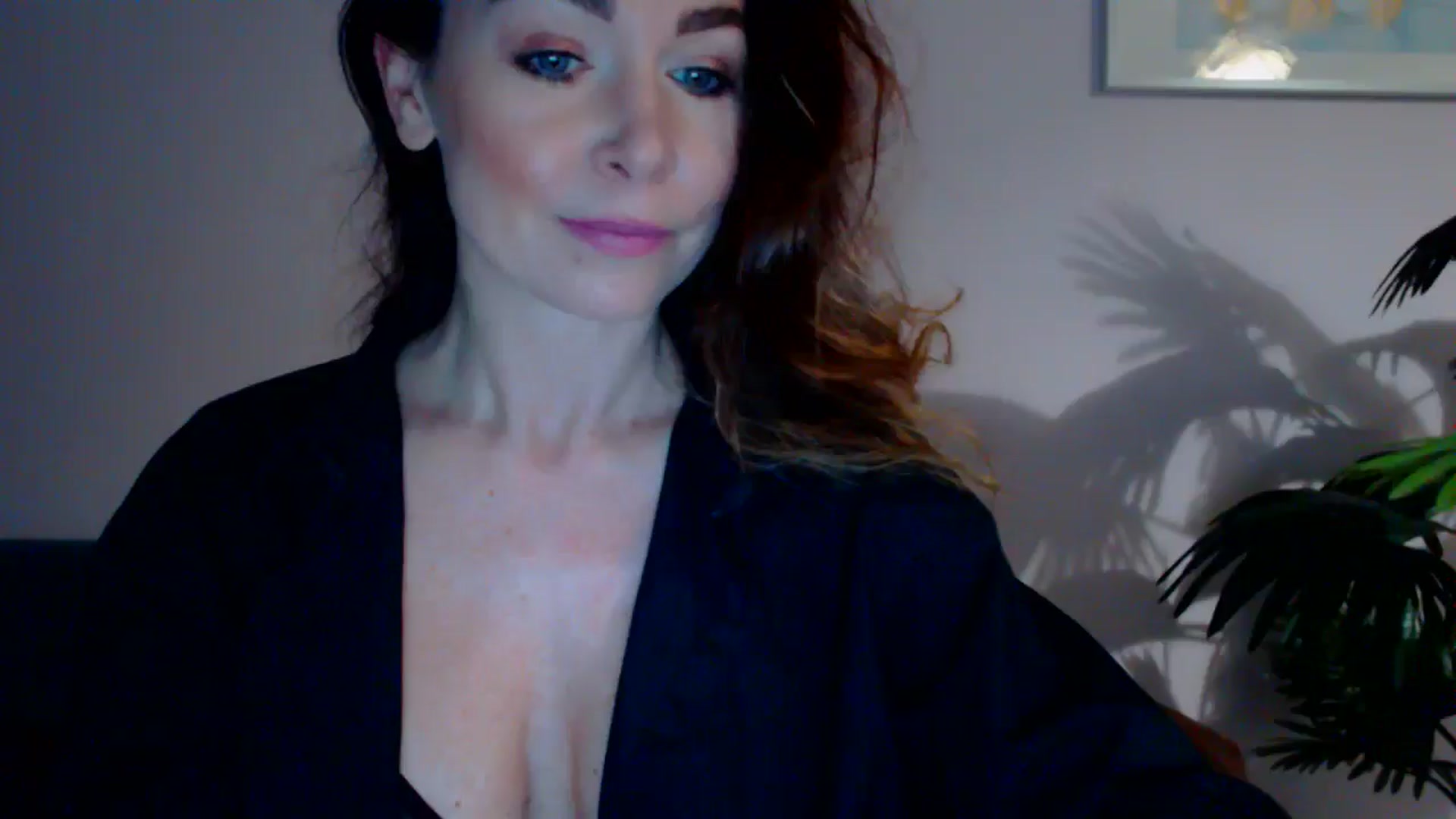 Gallery image thumbnail from Delilah_sweet's myfreecams stream on, 05/13/2024, 16:03 image 12 of 20
