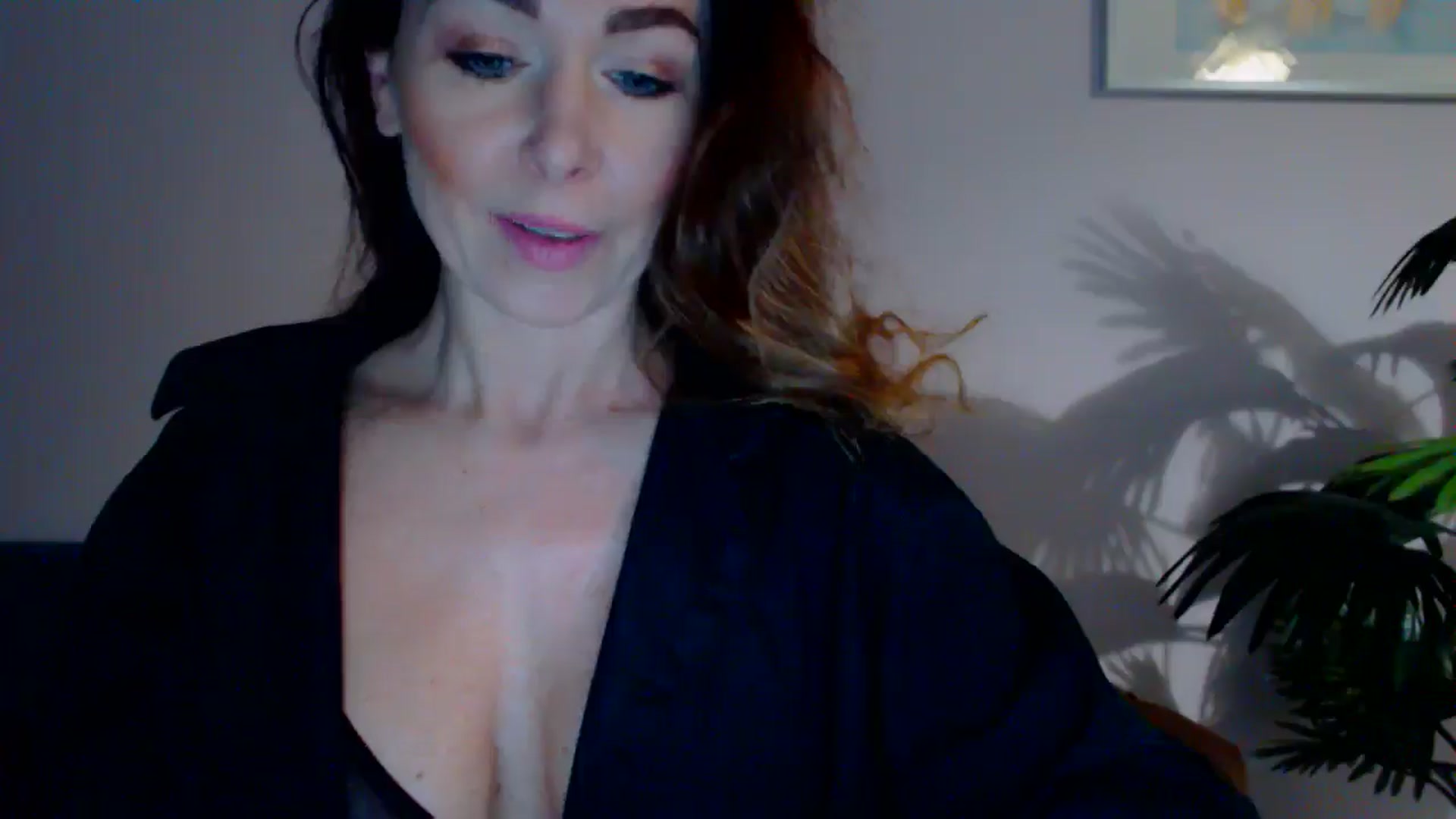 Gallery image thumbnail from Delilah_sweet's myfreecams stream on, 05/13/2024, 16:03 image 14 of 20