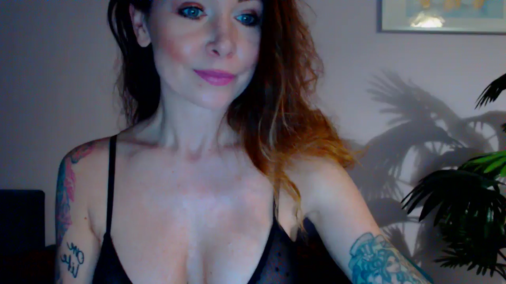 Gallery image thumbnail from Delilah_sweet's myfreecams stream on, 05/13/2024, 16:50 image 14 of 20