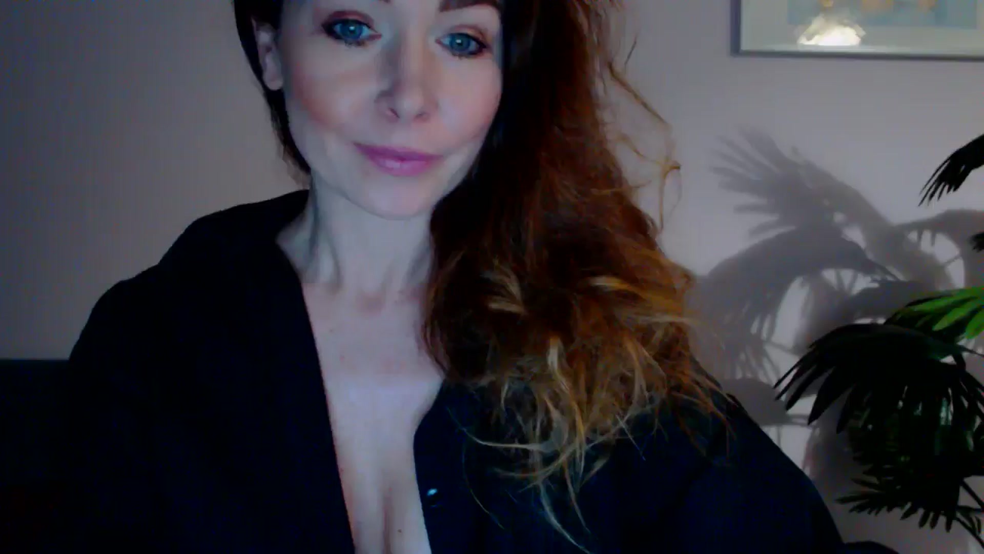 Gallery image thumbnail from Delilah_sweet's myfreecams stream on, 05/13/2024, 17:17 image 16 of 20