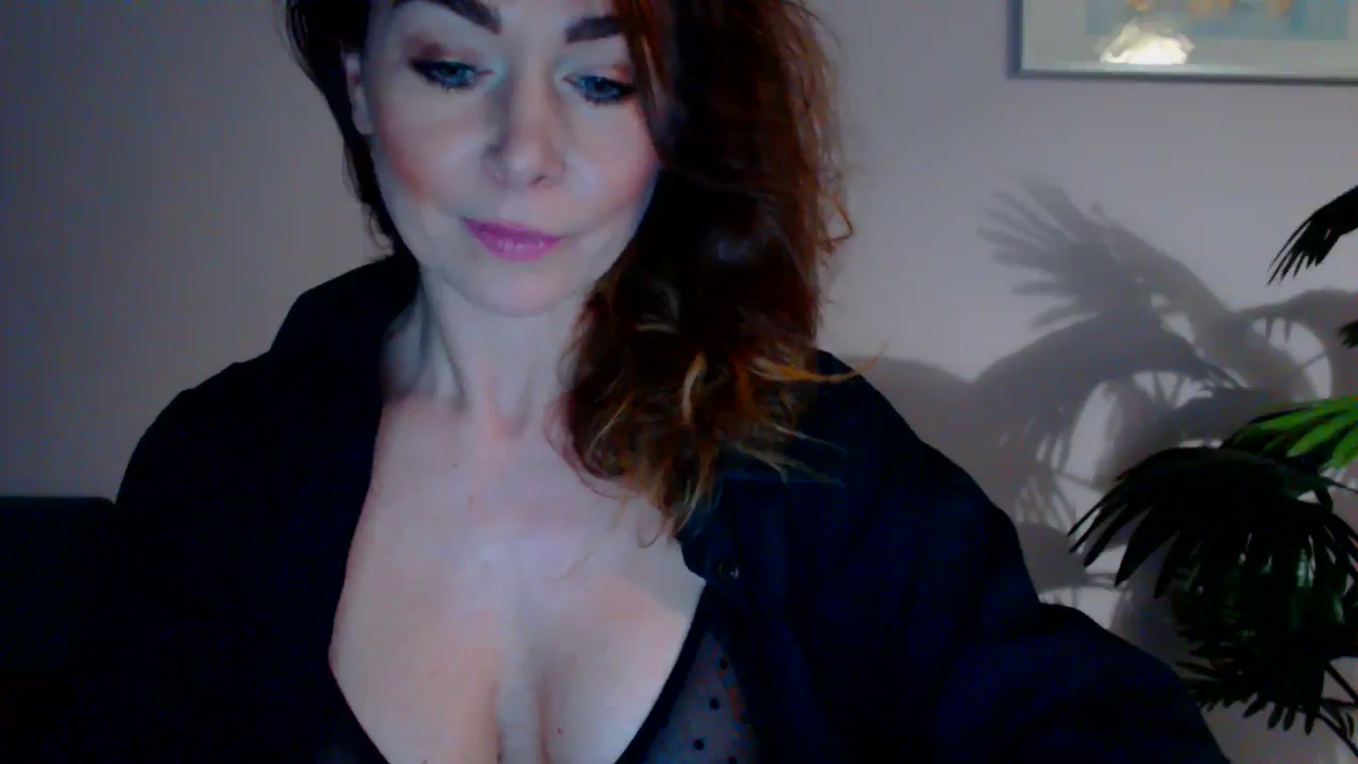 Gallery image thumbnail from Delilah_sweet's myfreecams stream on, 05/13/2024, 17:17 image 5 of 20