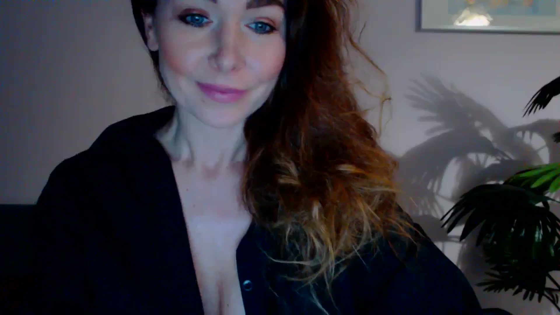 Gallery image thumbnail from Delilah_sweet's myfreecams stream on, 05/13/2024, 17:17 image 15 of 20