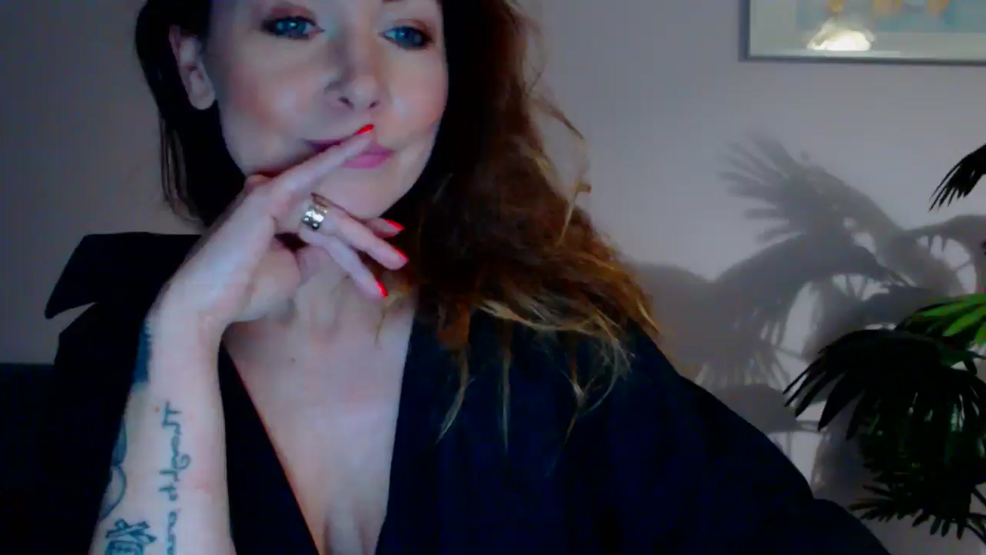 Gallery image thumbnail from Delilah_sweet's myfreecams stream on, 05/13/2024, 17:43 image 15 of 20