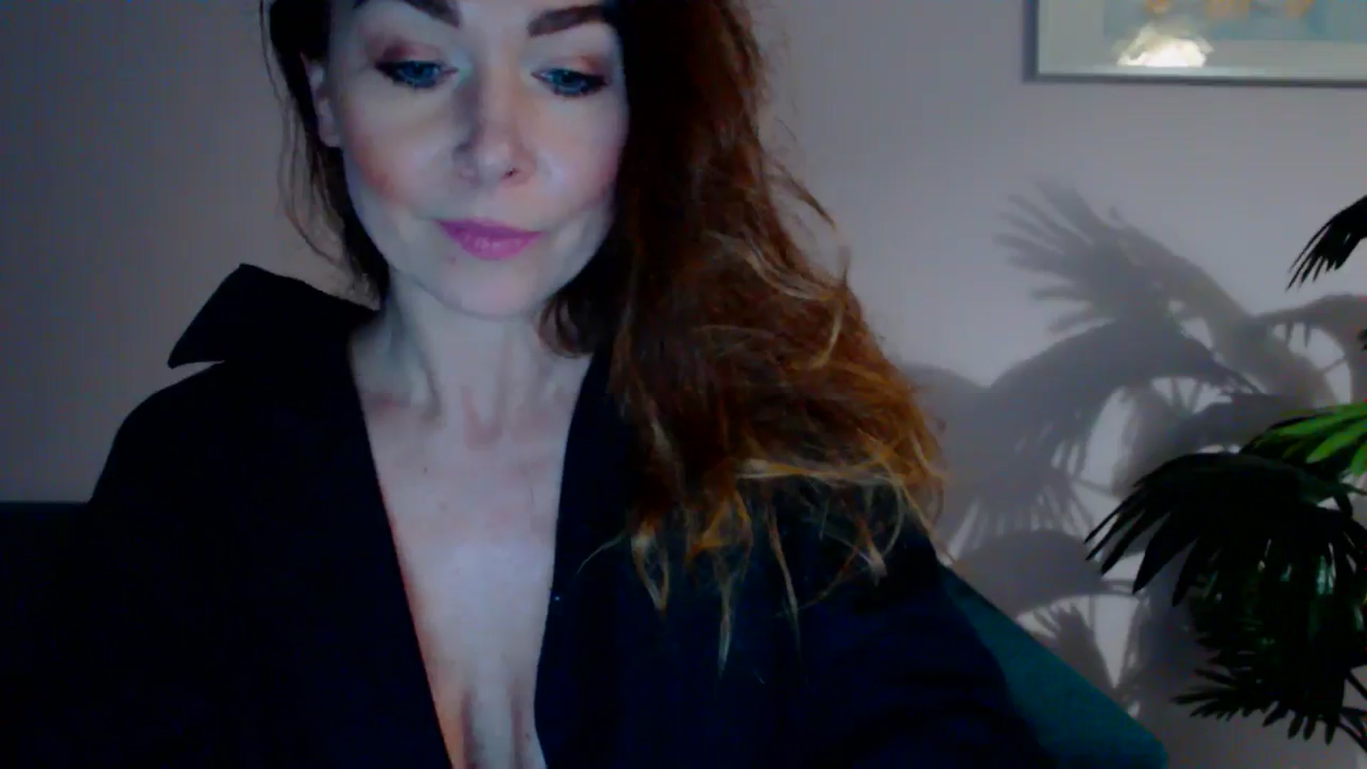 Gallery image thumbnail from Delilah_sweet's myfreecams stream on, 05/13/2024, 17:43 image 16 of 20