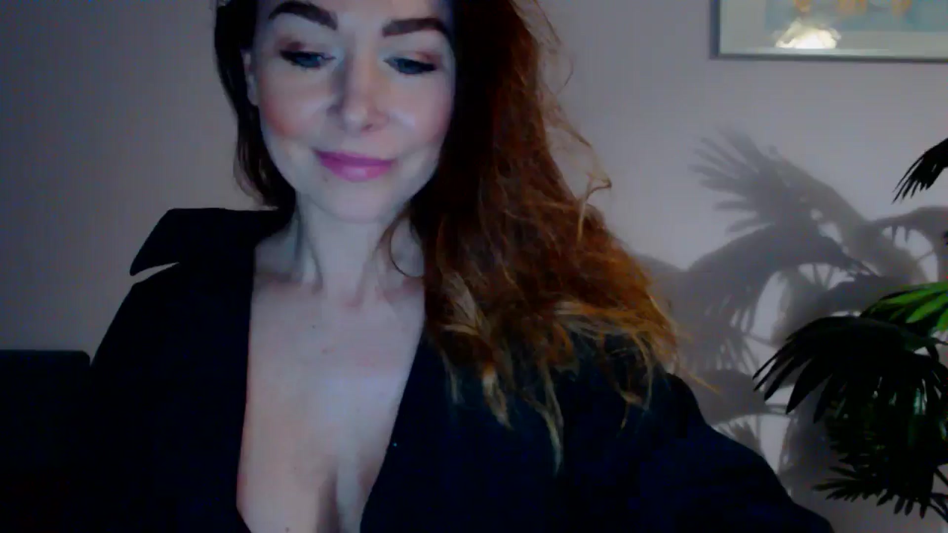 Gallery image thumbnail from Delilah_sweet's myfreecams stream on, 05/13/2024, 17:43 image 9 of 20