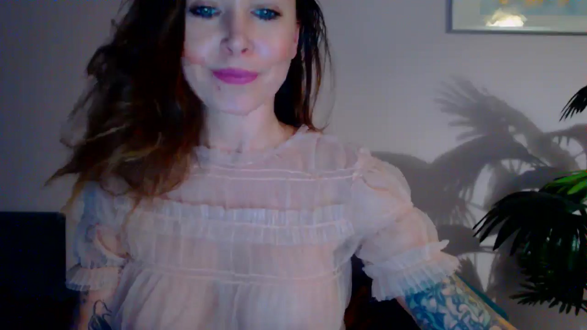 Gallery image thumbnail from Delilah_sweet's myfreecams stream on, 05/14/2024, 16:34 image 8 of 20