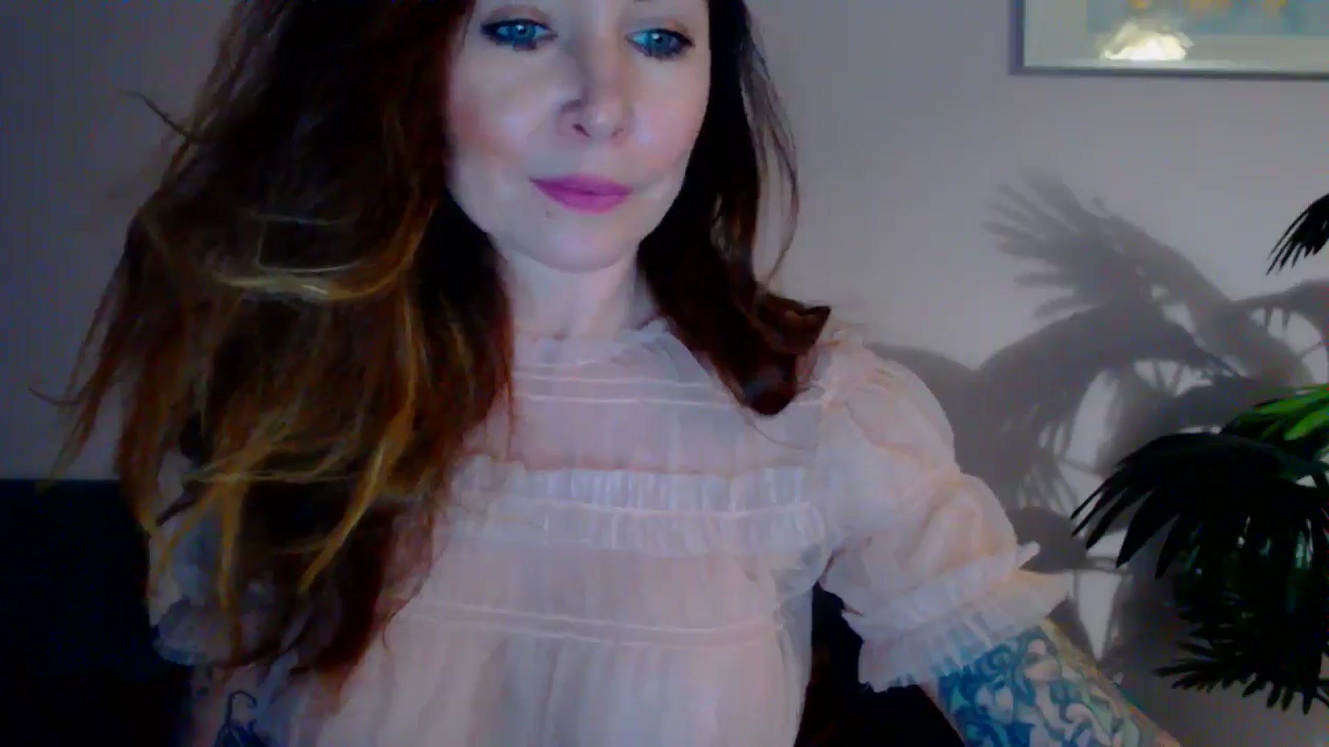 Gallery image thumbnail from Delilah_sweet's myfreecams stream on, 05/14/2024, 16:34 image 12 of 20