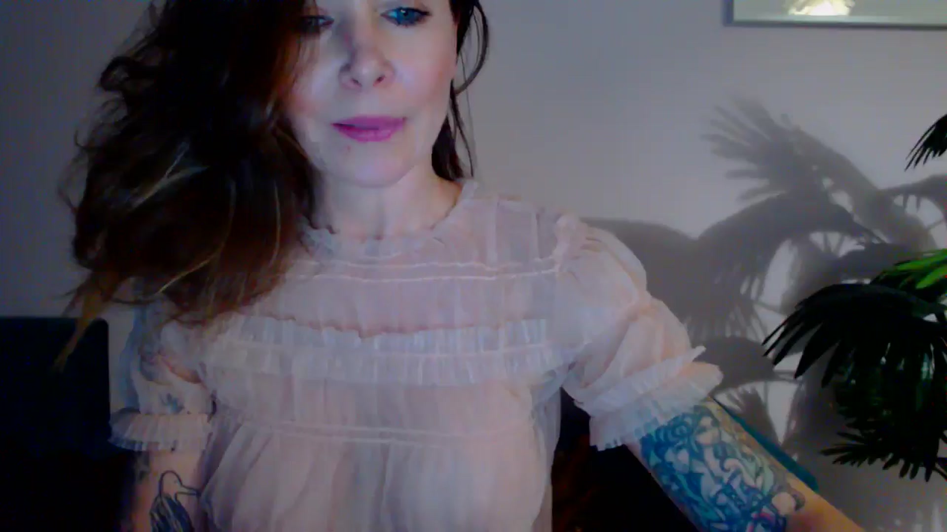Gallery image thumbnail from Delilah_sweet's myfreecams stream on, 05/14/2024, 16:34 image 4 of 20