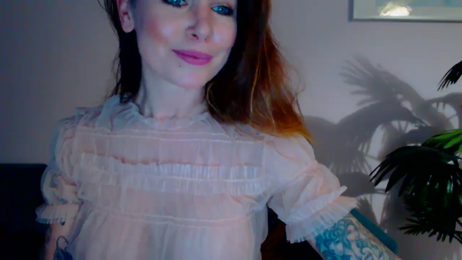 Gallery image thumbnail from Delilah_sweet's myfreecams stream on, 05/14/2024, 17:03 image 4 of 20