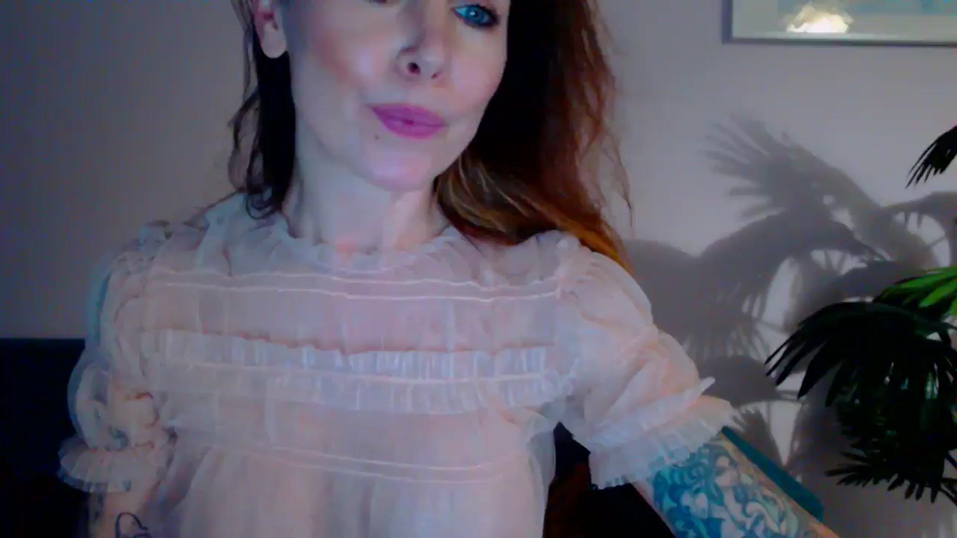 Gallery image thumbnail from Delilah_sweet's myfreecams stream on, 05/14/2024, 17:03 image 9 of 20
