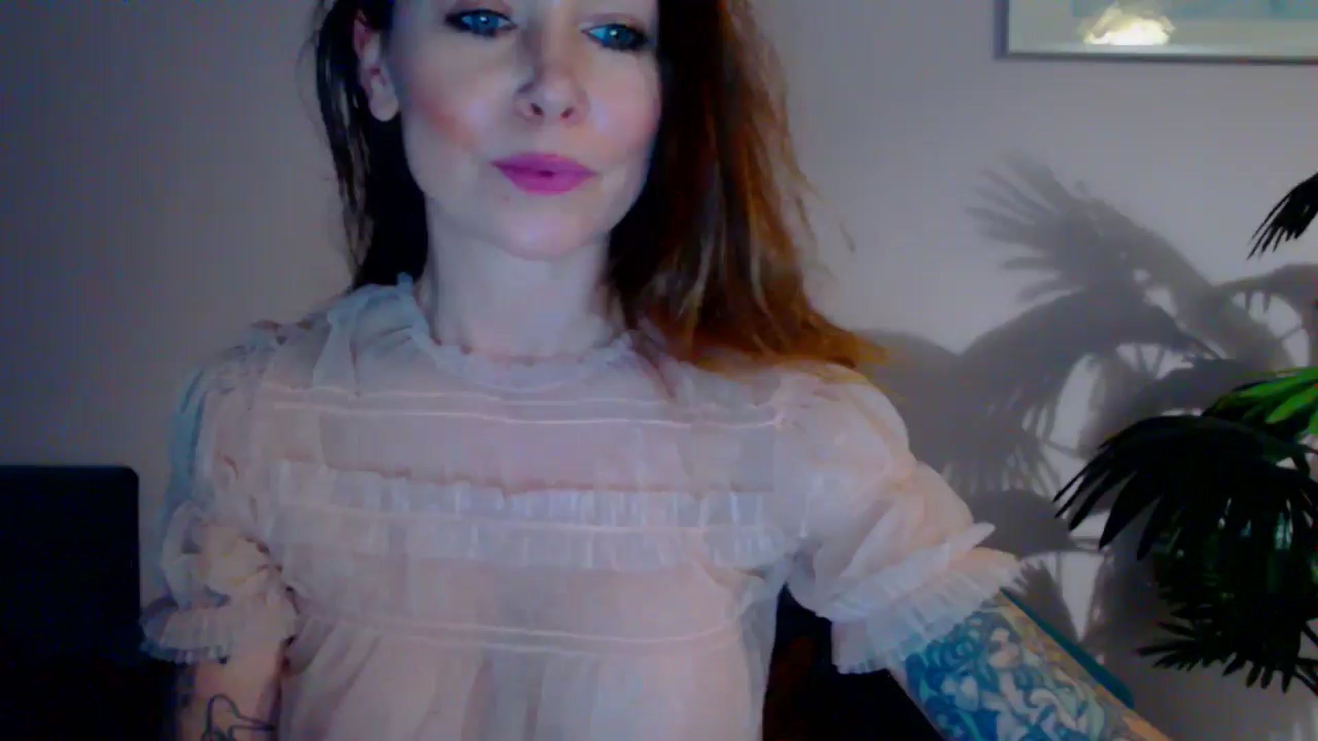 Gallery image thumbnail from Delilah_sweet's myfreecams stream on, 05/14/2024, 17:03 image 13 of 20