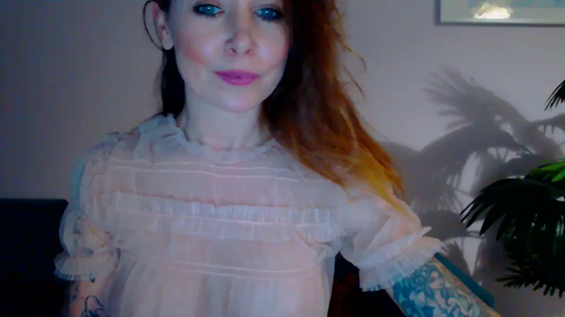 Gallery image thumbnail from Delilah_sweet's myfreecams stream on, 05/14/2024, 17:03 image 18 of 20