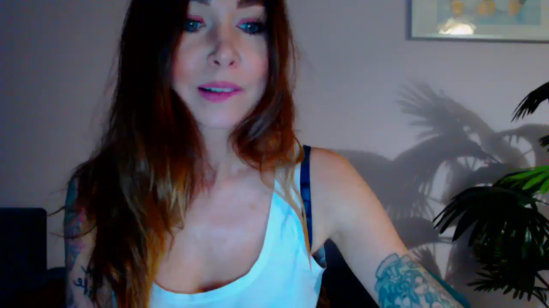 Gallery image thumbnail from Delilah_sweet's myfreecams stream on, 05/15/2024, 16:33 image 13 of 20