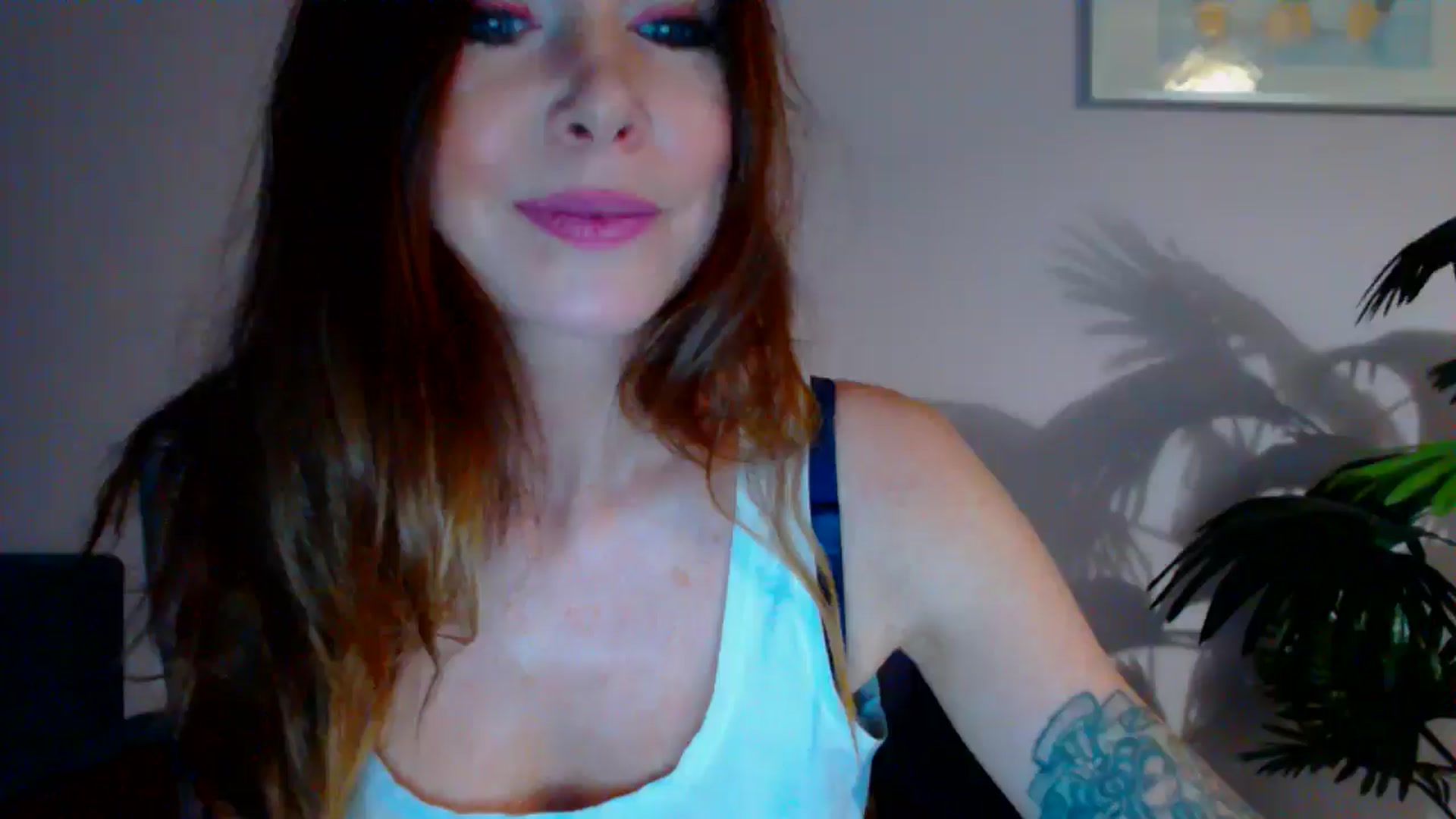 Gallery image thumbnail from Delilah_sweet's myfreecams stream on, 05/15/2024, 16:33 image 12 of 20