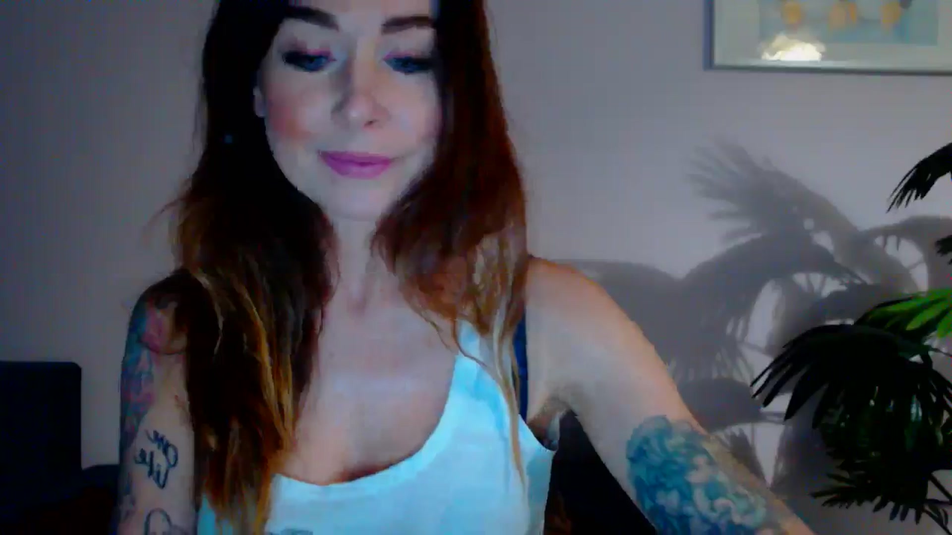 Gallery image thumbnail from Delilah_sweet's myfreecams stream on, 05/15/2024, 16:33 image 16 of 20