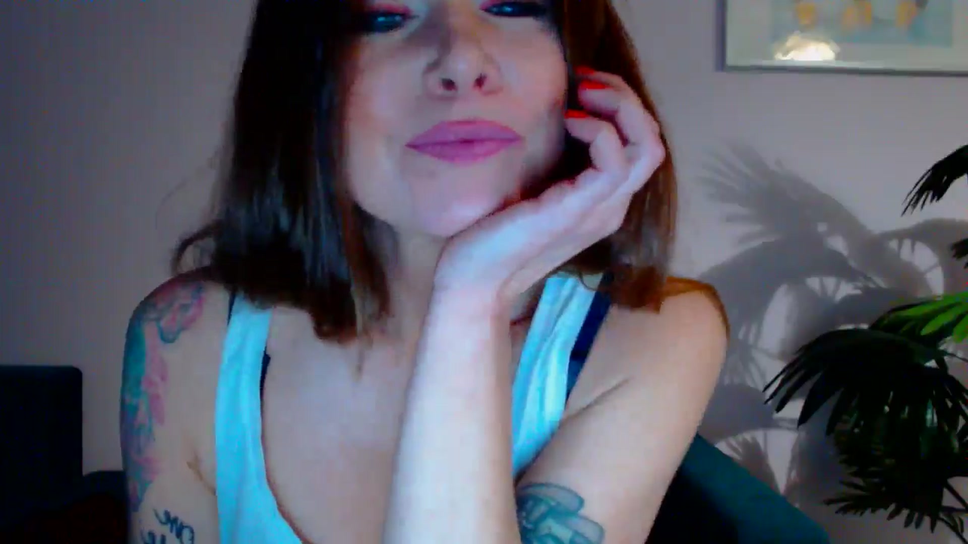 Gallery image thumbnail from Delilah_sweet's myfreecams stream on, 05/15/2024, 16:33 image 3 of 20