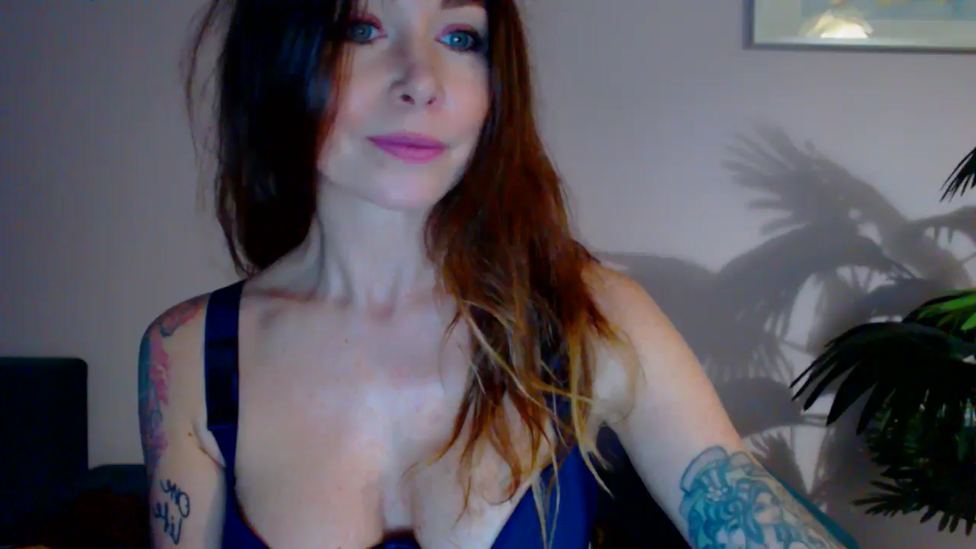 Gallery image thumbnail from Delilah_sweet's myfreecams stream on, 05/15/2024, 17:10 image 8 of 20