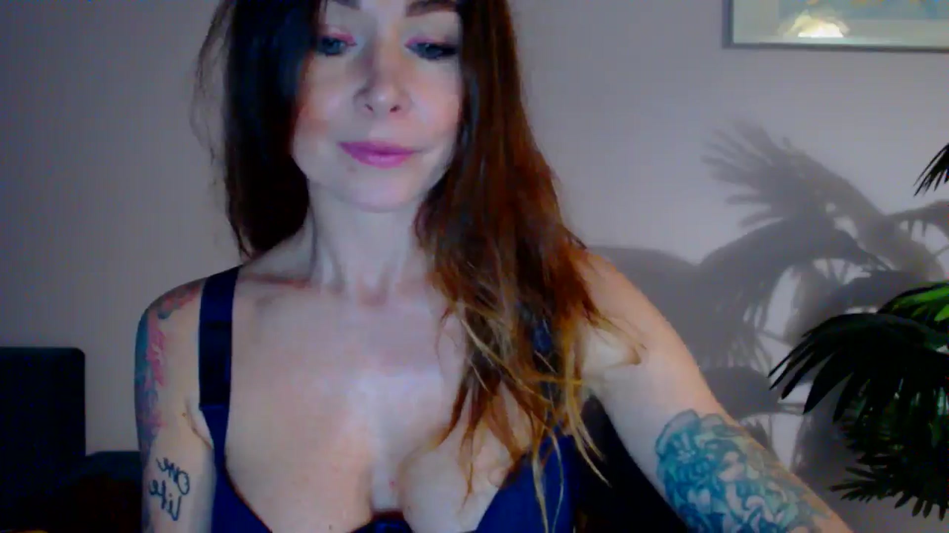 Gallery image thumbnail from Delilah_sweet's myfreecams stream on, 05/15/2024, 17:10 image 3 of 20