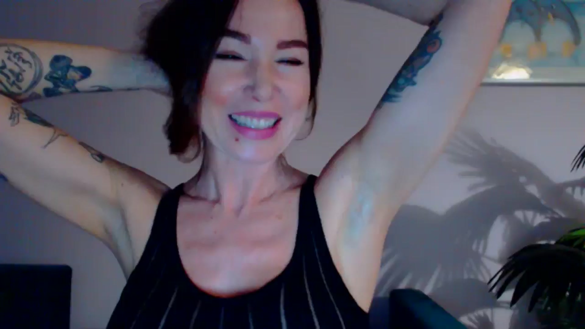 Gallery image thumbnail from Delilah_sweet's myfreecams stream on, 05/20/2024, 15:42 image 18 of 20