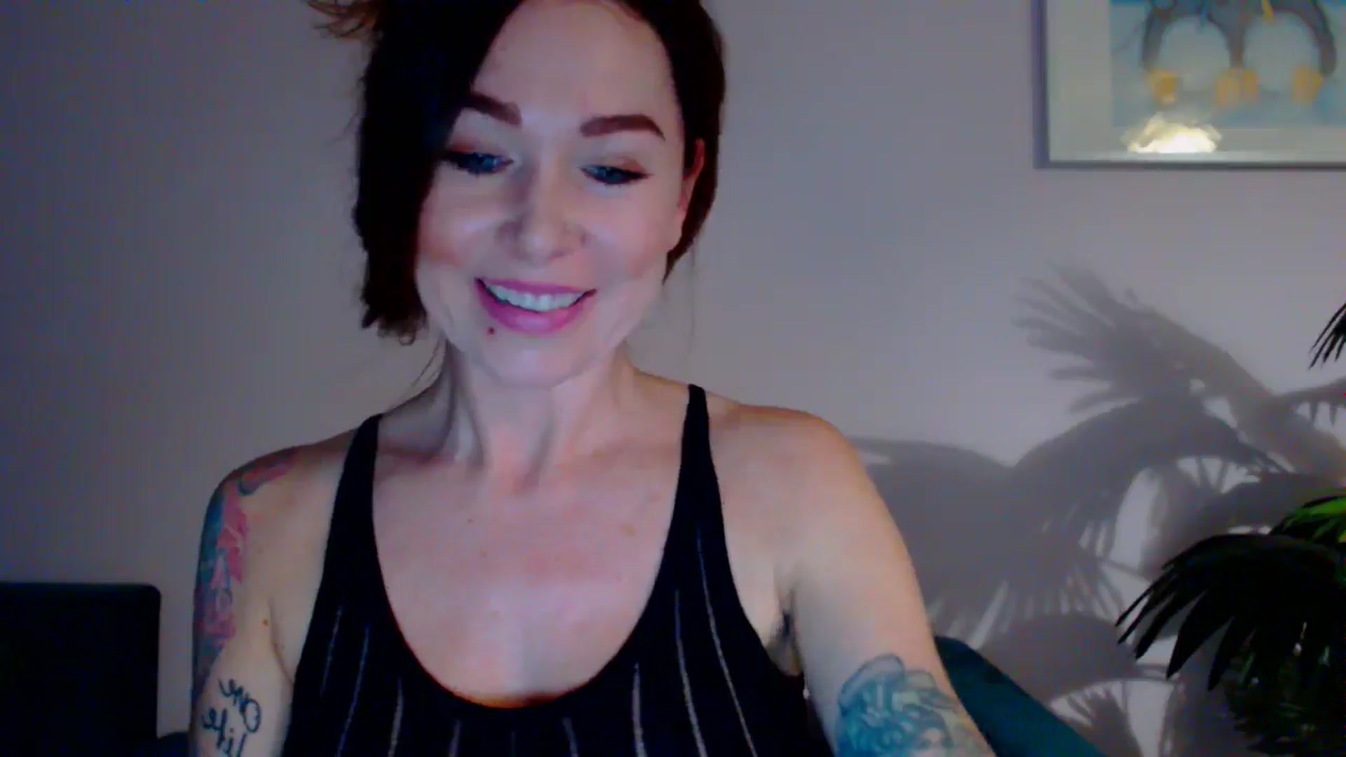 Gallery image thumbnail from Delilah_sweet's myfreecams stream on, 05/20/2024, 15:58 image 10 of 20