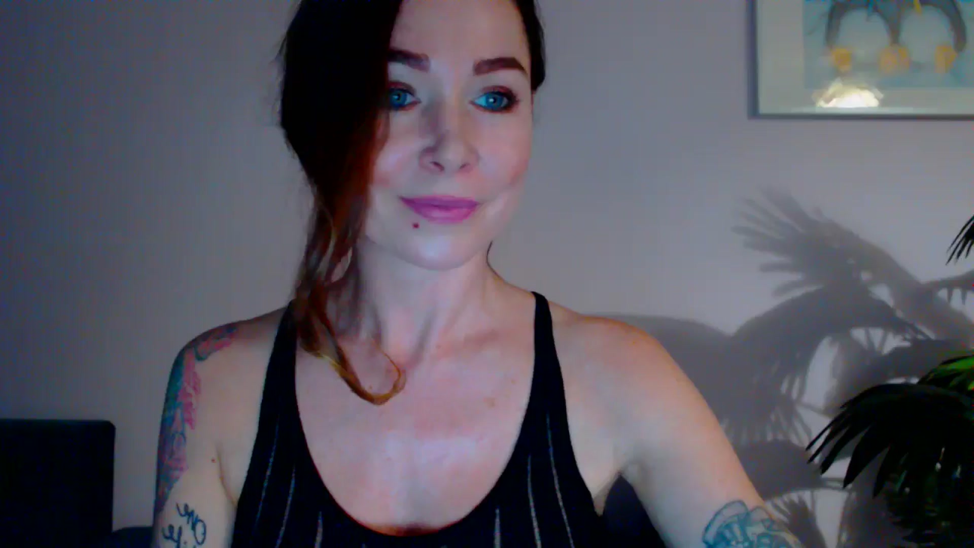 Gallery image thumbnail from Delilah_sweet's myfreecams stream on, 05/20/2024, 16:19 image 18 of 20
