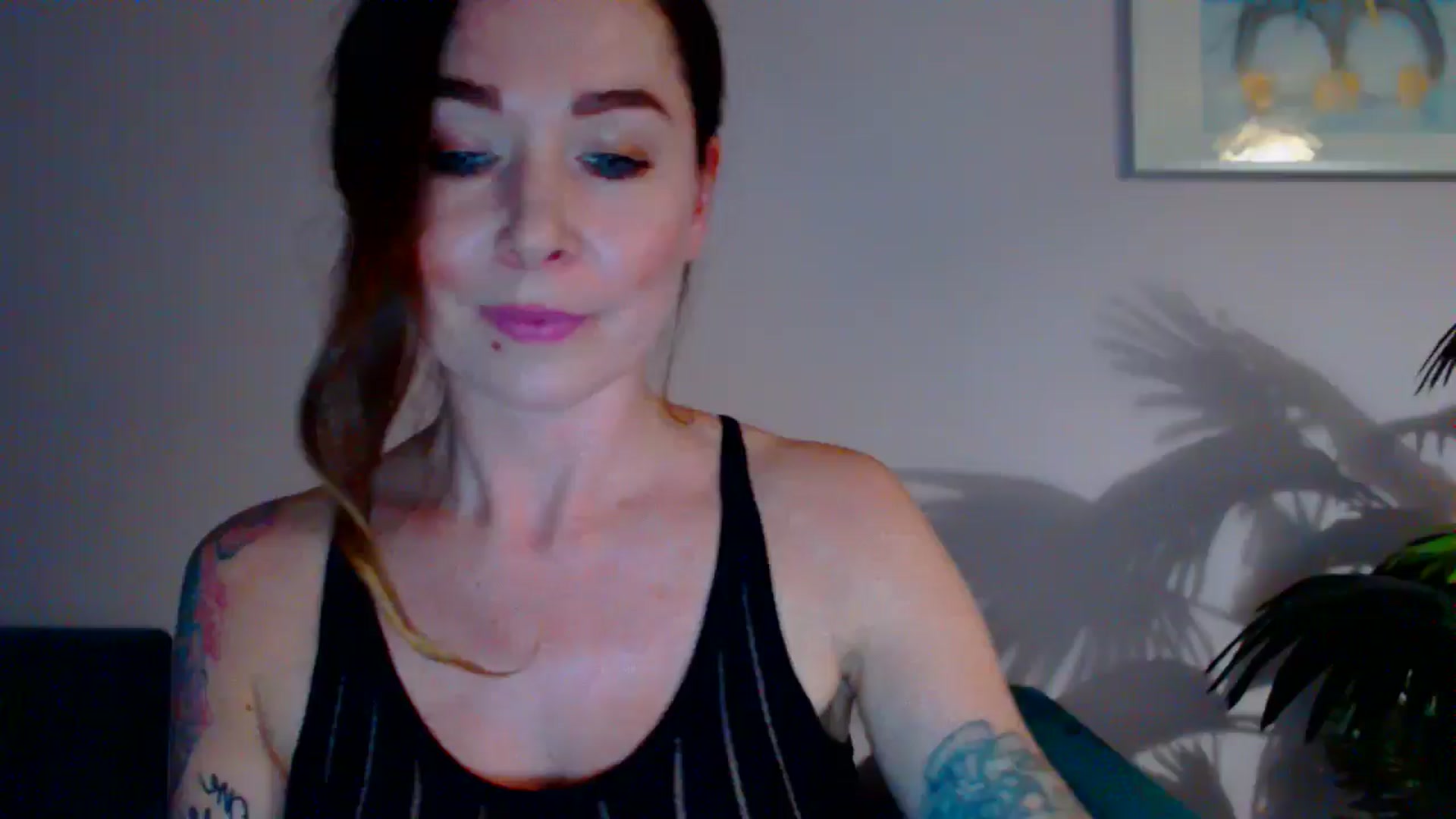 Gallery image thumbnail from Delilah_sweet's myfreecams stream on, 05/20/2024, 16:19 image 19 of 20