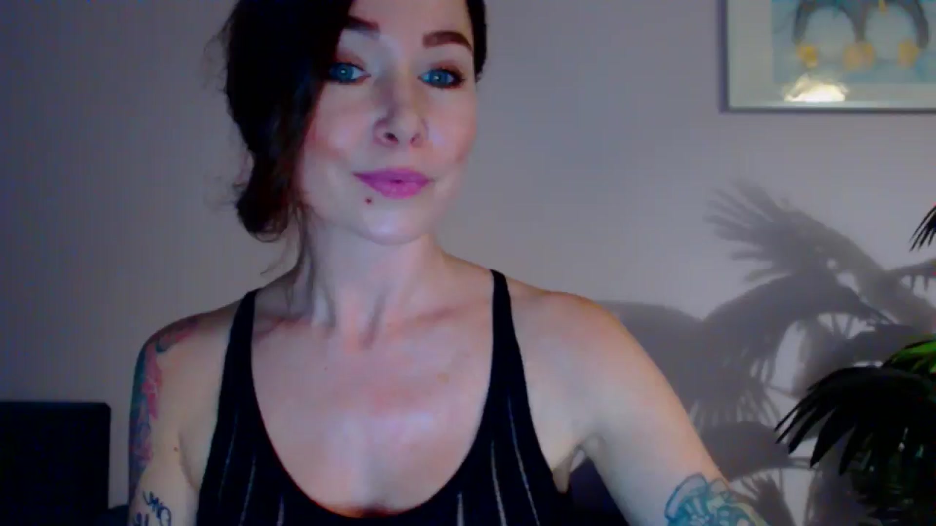 Gallery image thumbnail from Delilah_sweet's myfreecams stream on, 05/20/2024, 16:19 image 10 of 20